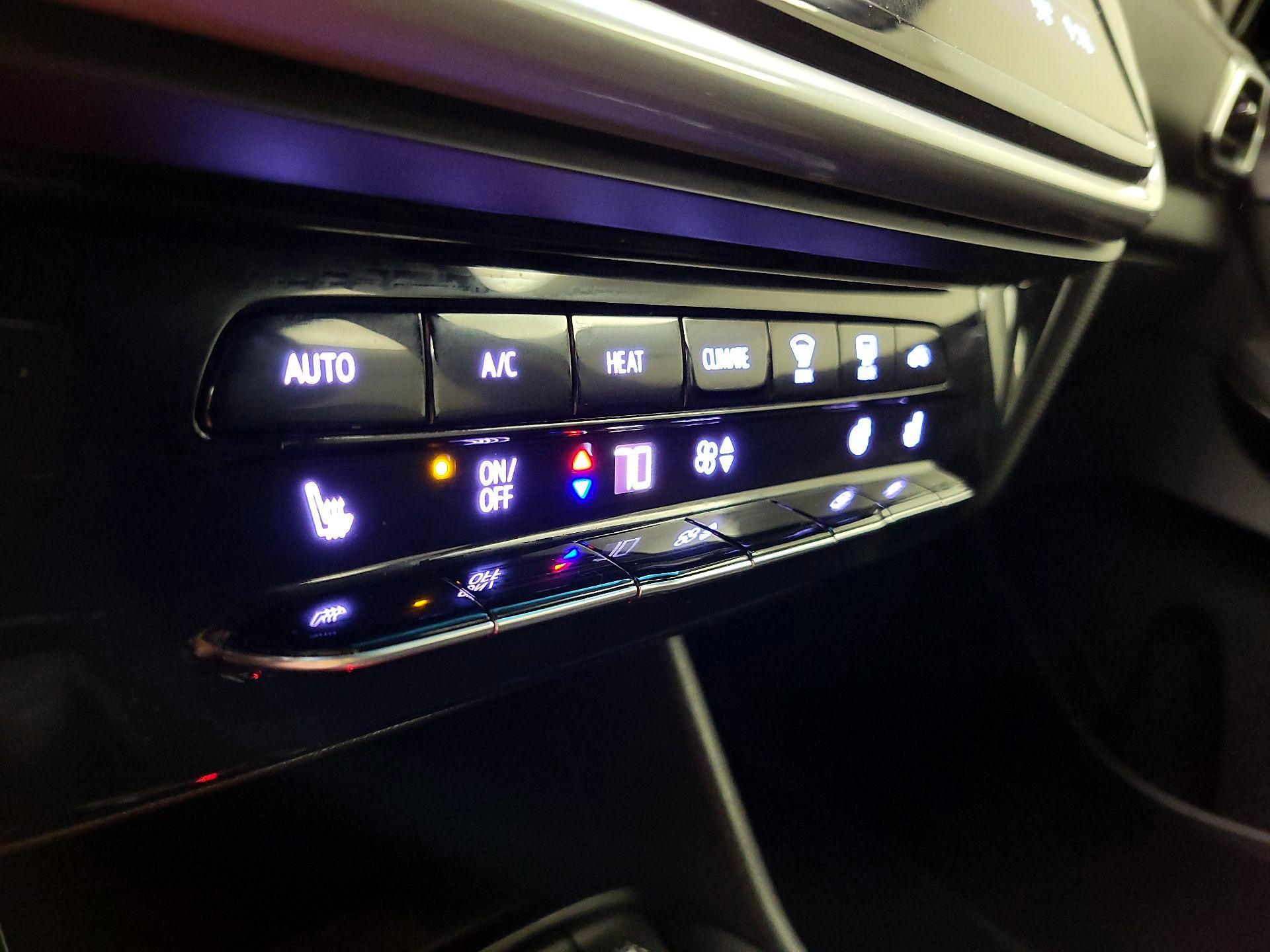 Thumbnail: 2023 Chevrolet Bolt EV - 16