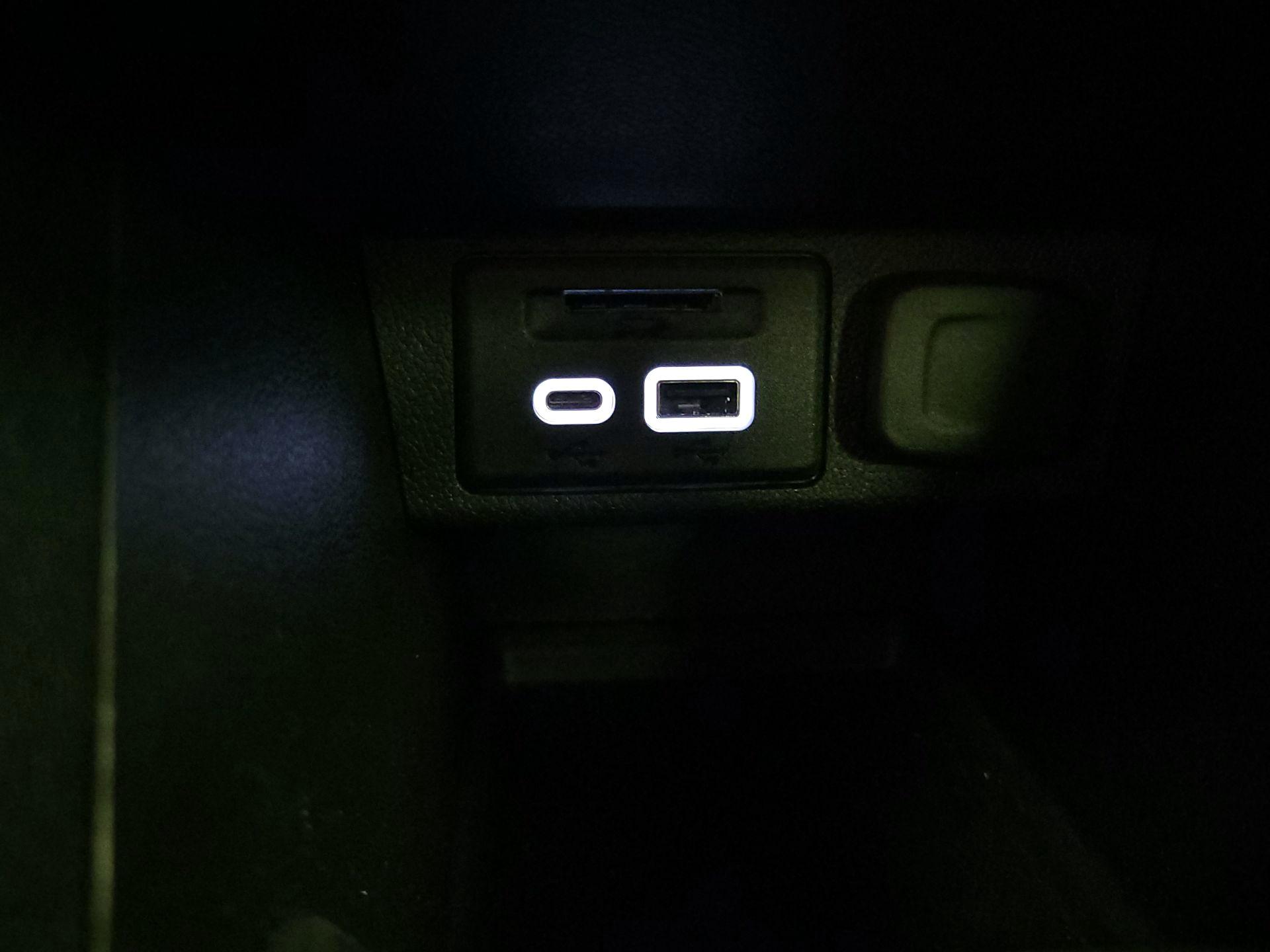 Thumbnail: 2023 Chevrolet Bolt EV - 18