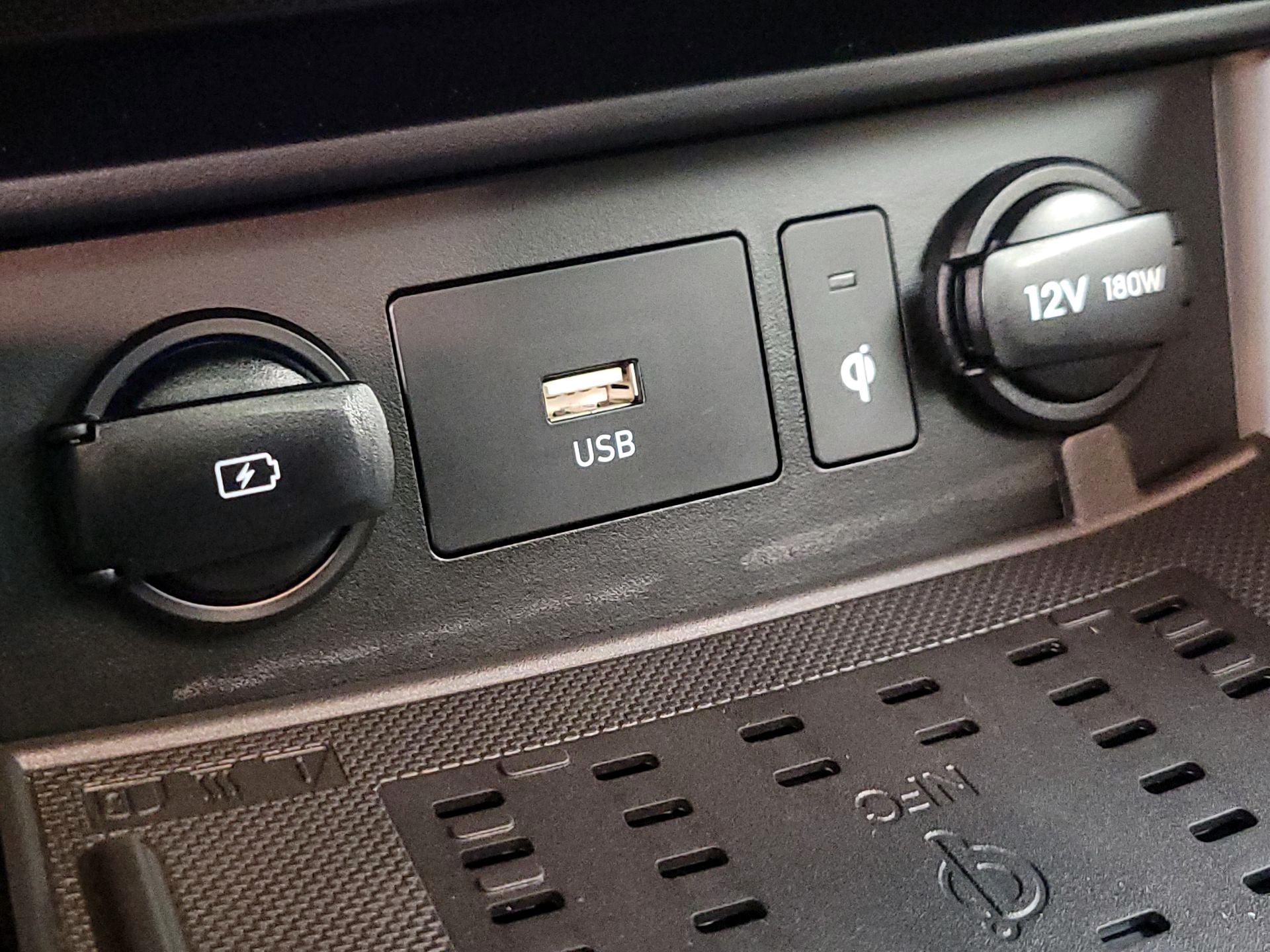 Thumbnail: 2022 Hyundai Kona - 17