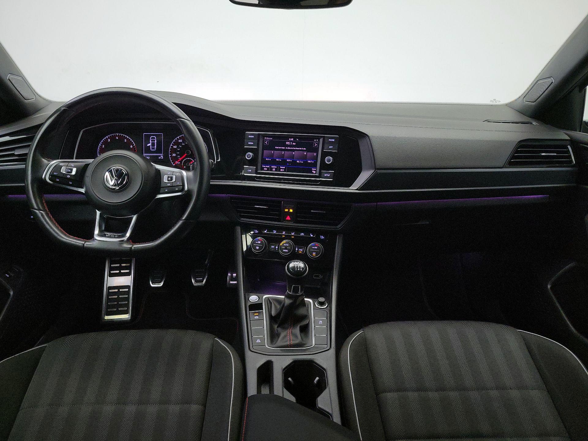 Thumbnail: 2019 Volkswagen Jetta - 9