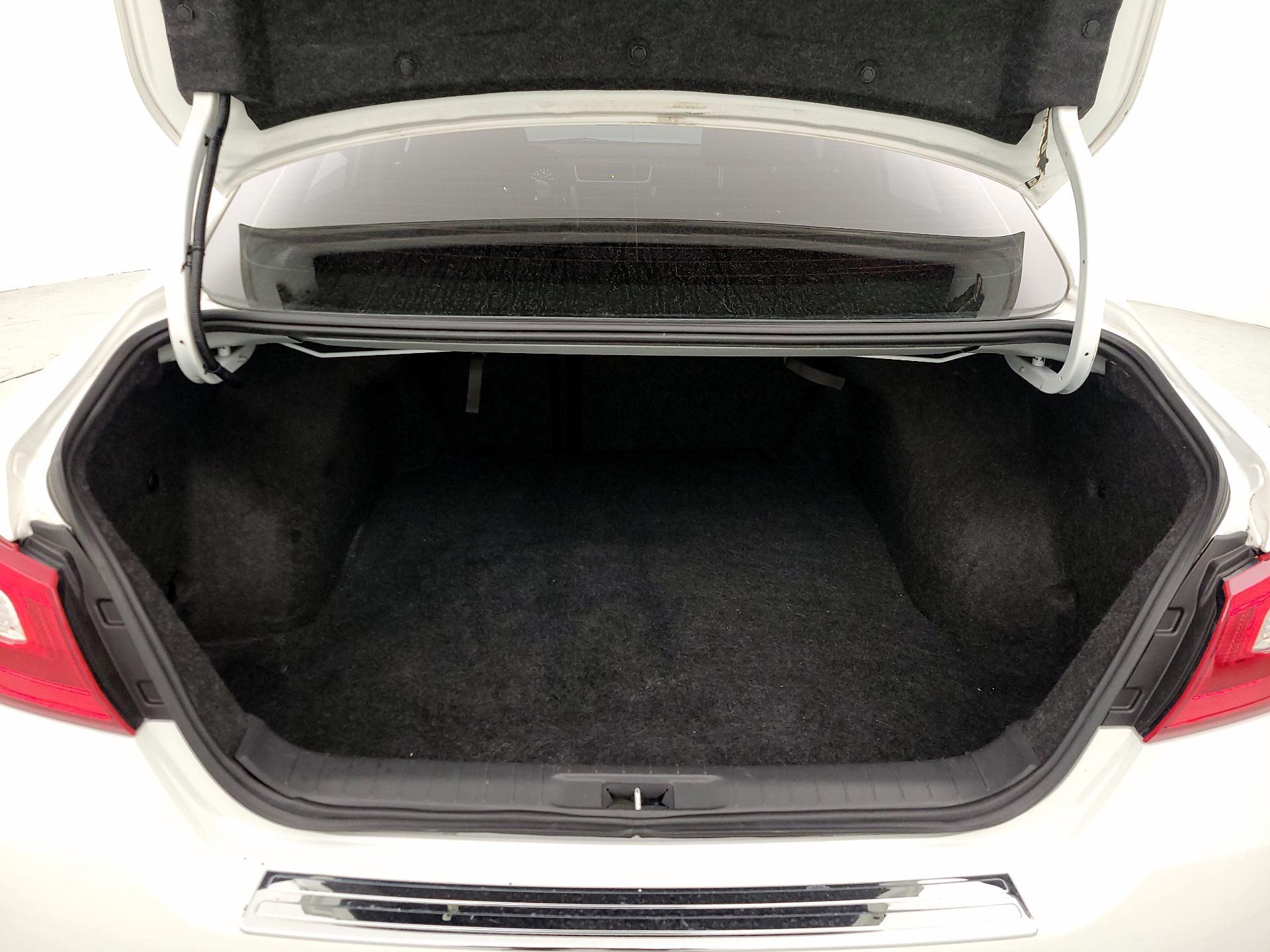 Thumbnail: 2017 Nissan Altima - 20