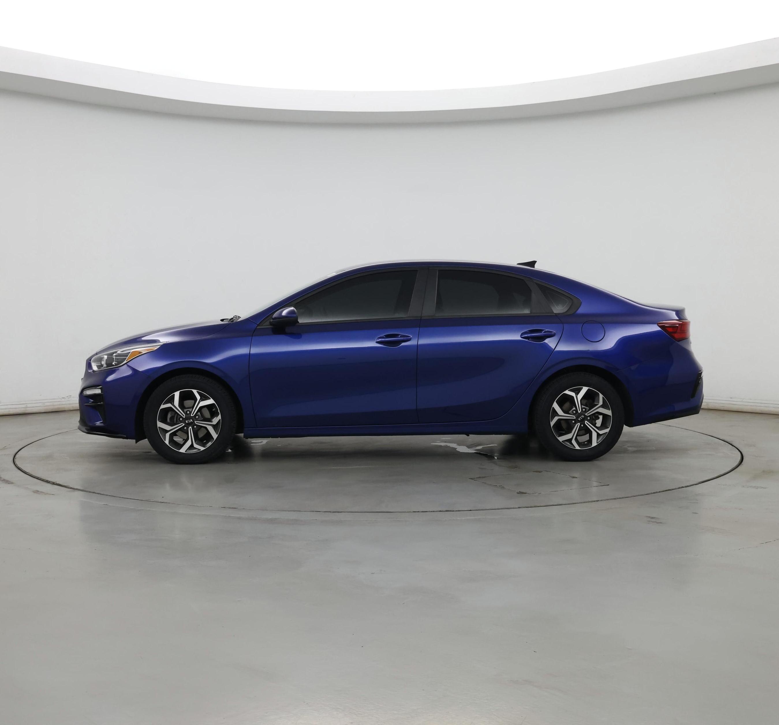 Thumbnail: 2021 Kia Forte - 3