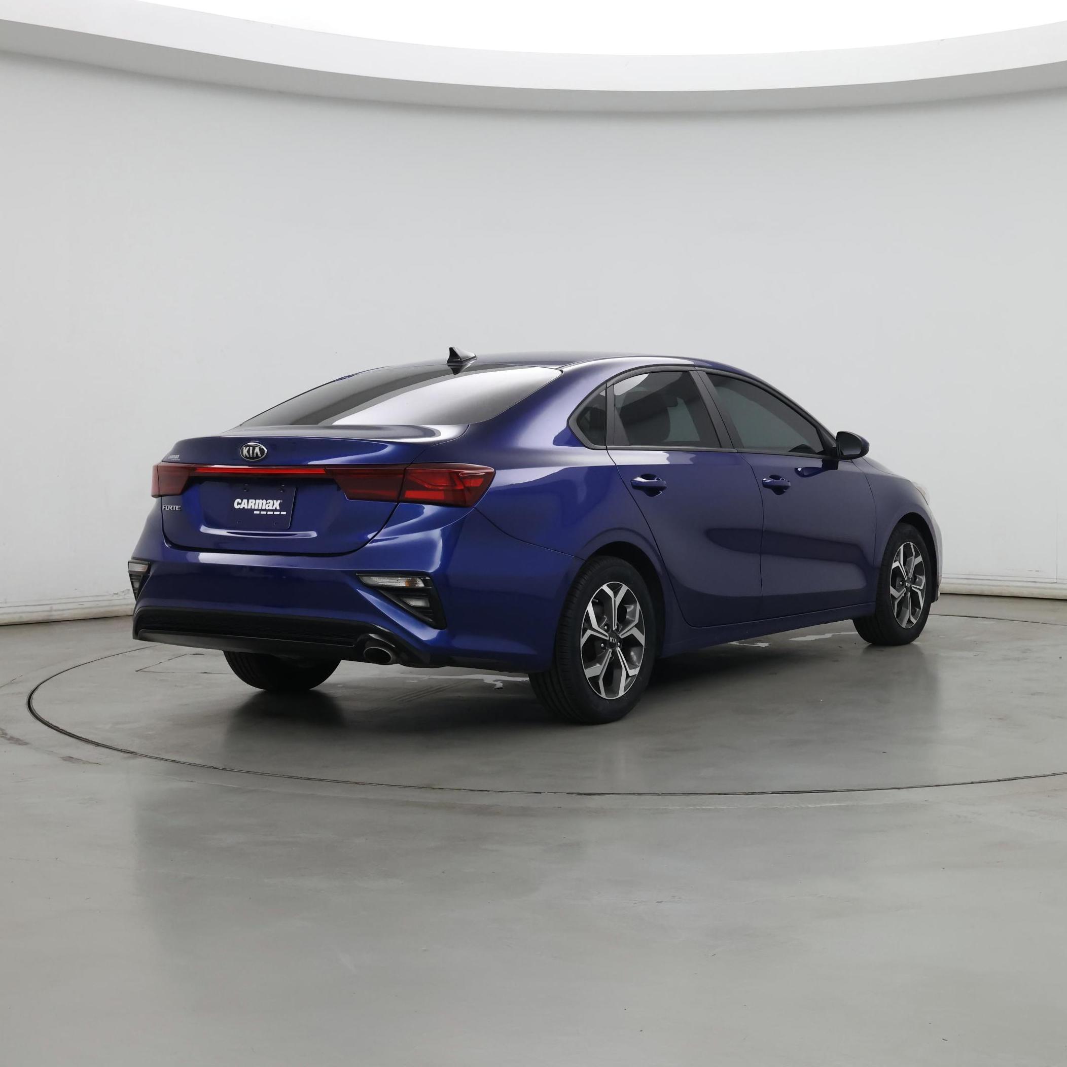 Thumbnail: 2021 Kia Forte - 8