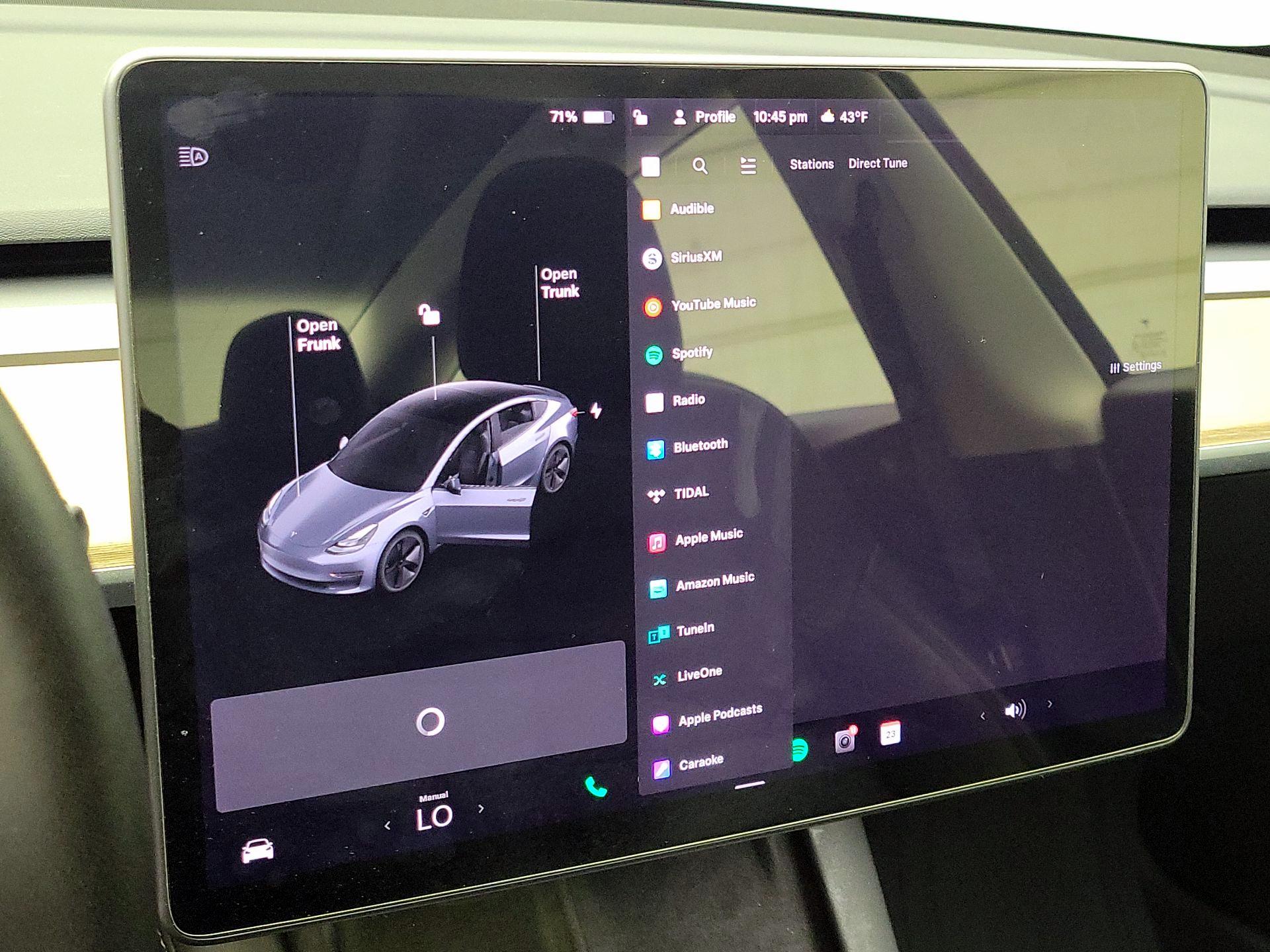 Thumbnail: 2021 Tesla Model 3 - 15