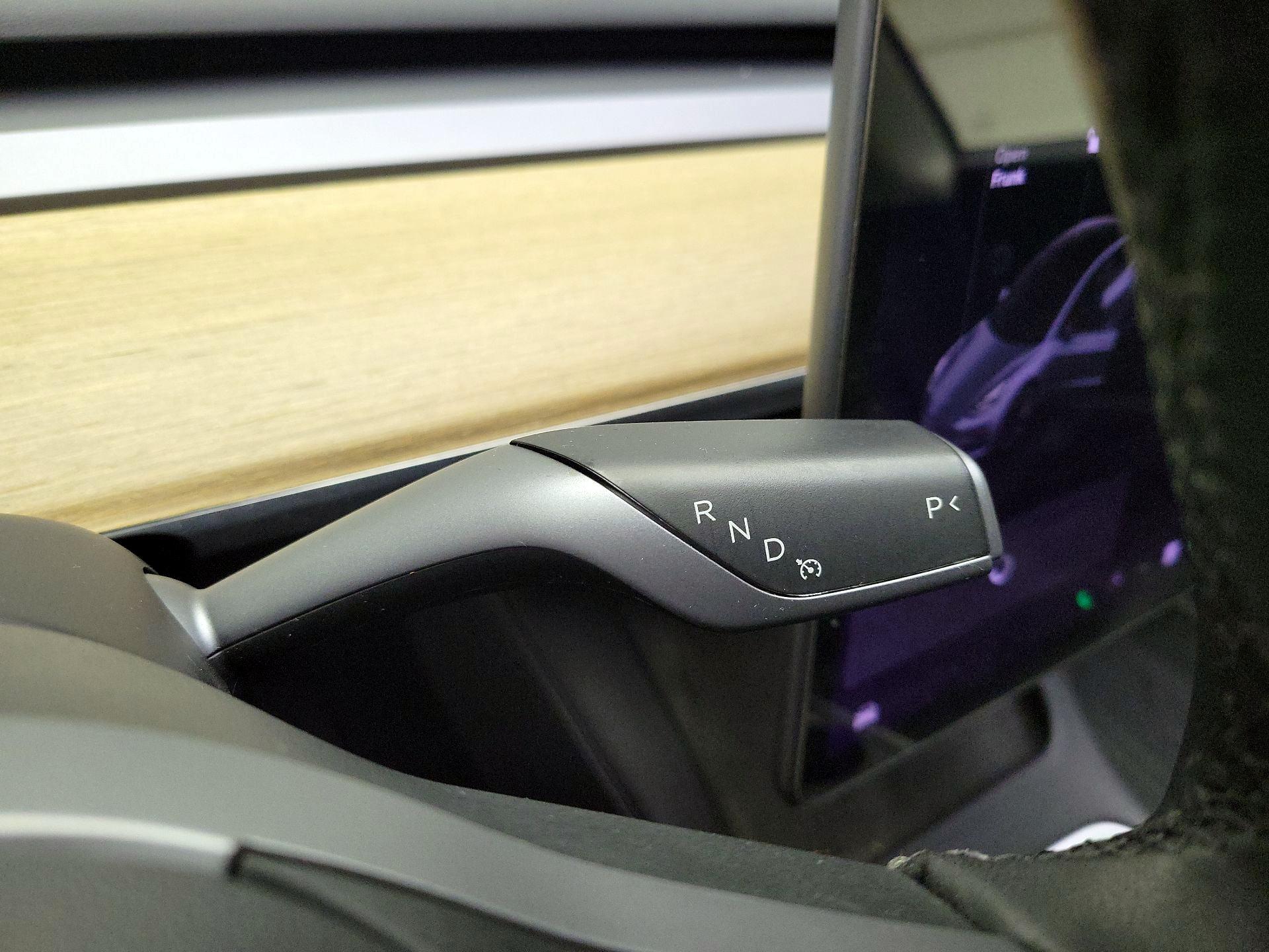 Thumbnail: 2021 Tesla Model 3 - 17