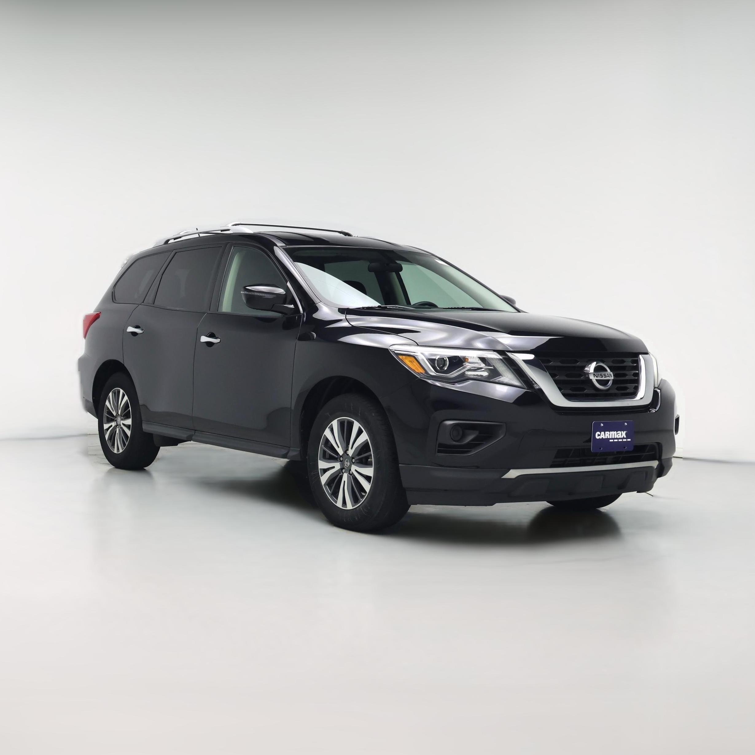 Thumbnail: 2017 Nissan Pathfinder - 1