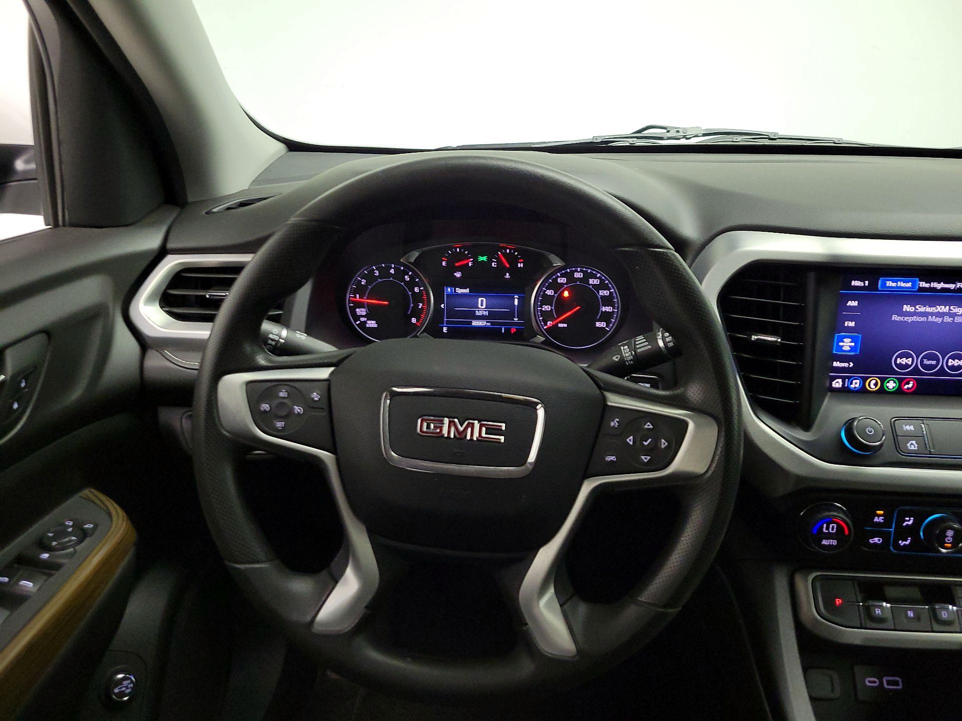 Thumbnail: 2023 GMC Acadia - 10