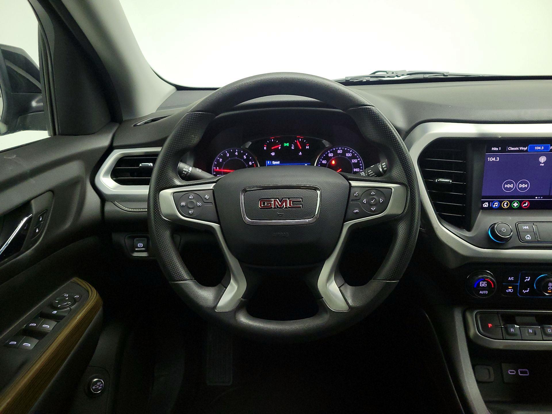 Thumbnail: 2023 GMC Acadia - 10