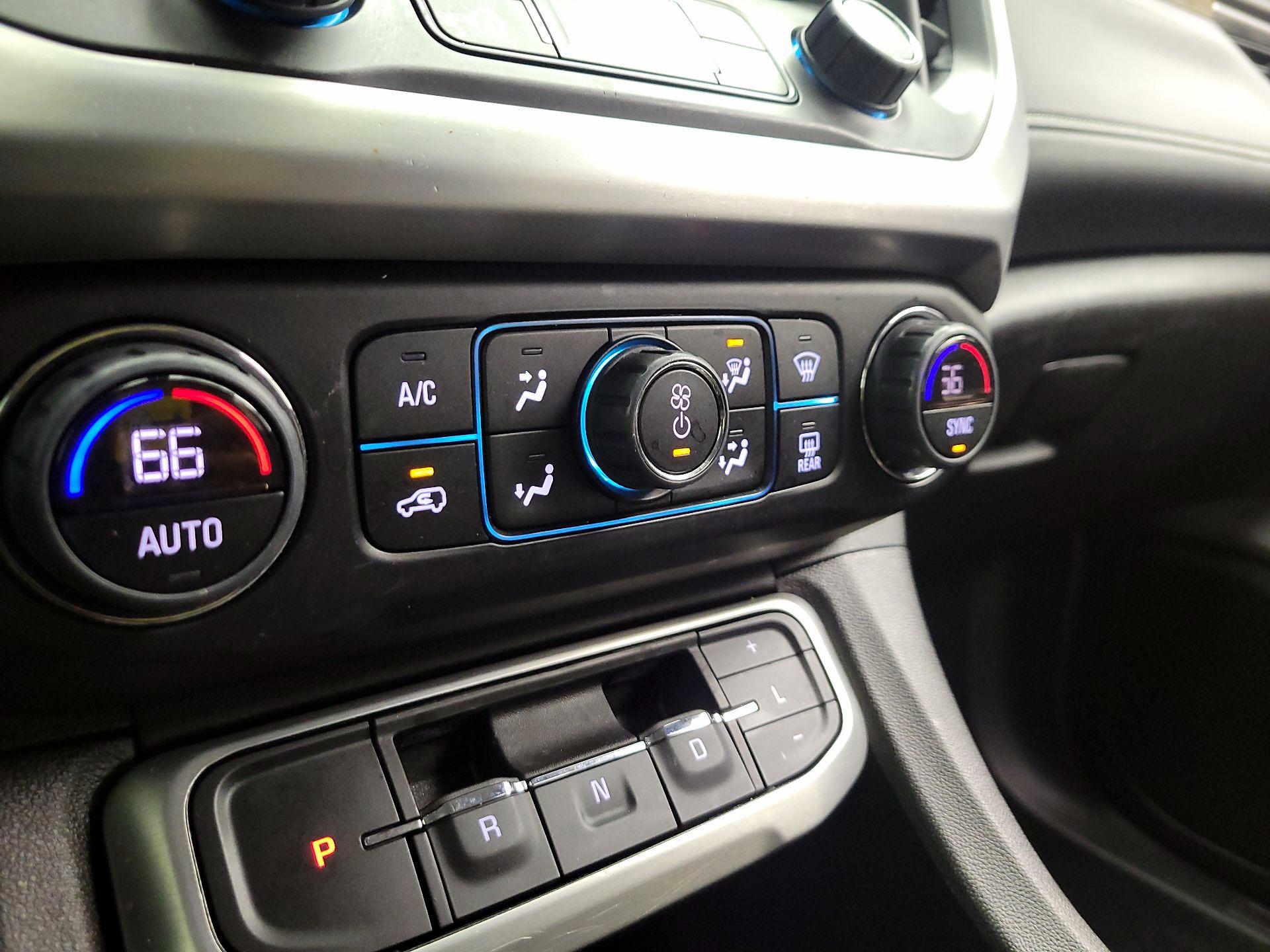 Thumbnail: 2023 GMC Acadia - 15