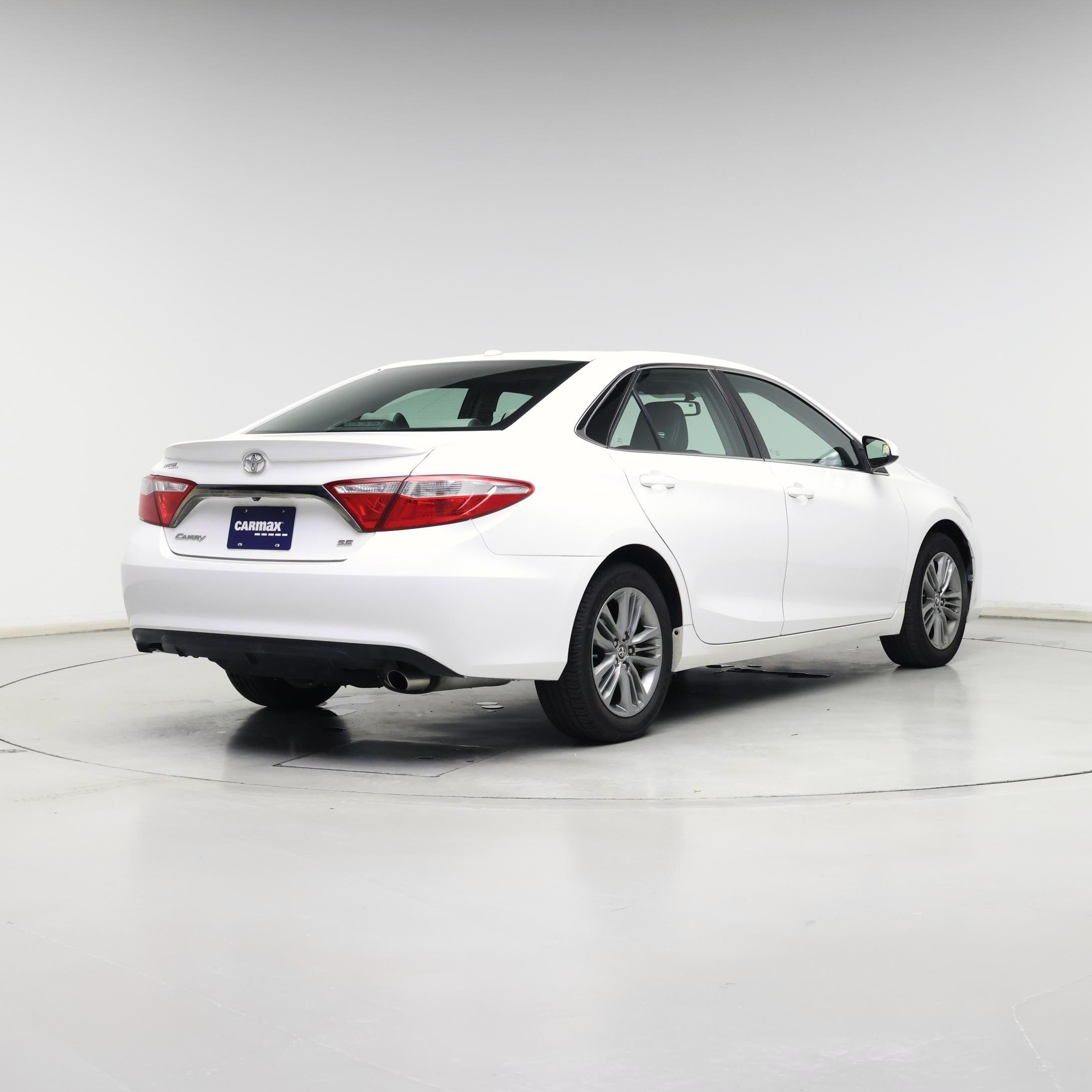 Thumbnail: 2015 Toyota Camry - 8