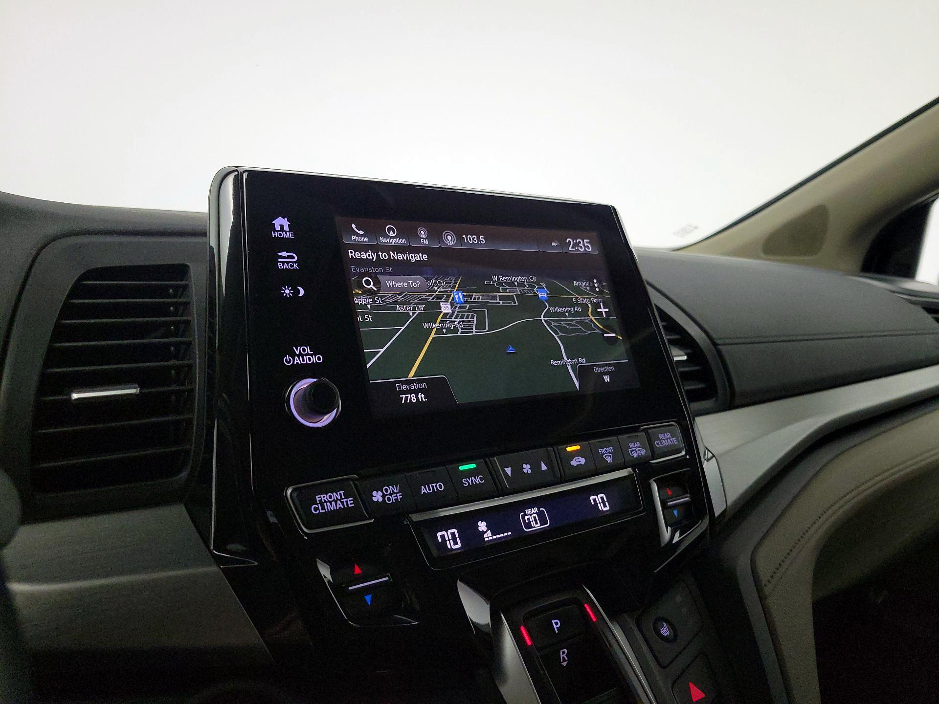Thumbnail: 2018 Honda Odyssey - 14