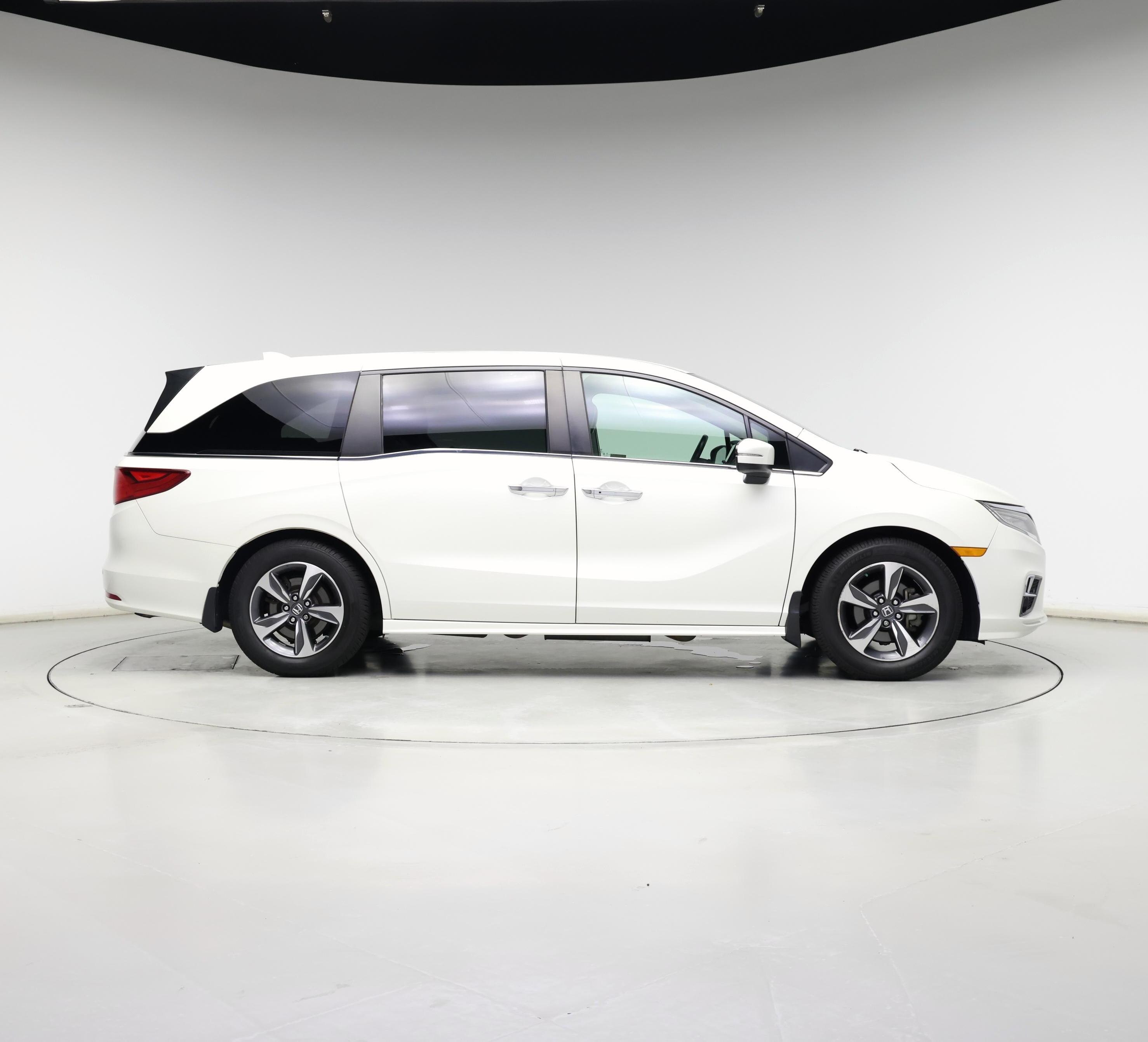 Thumbnail: 2018 Honda Odyssey - 7