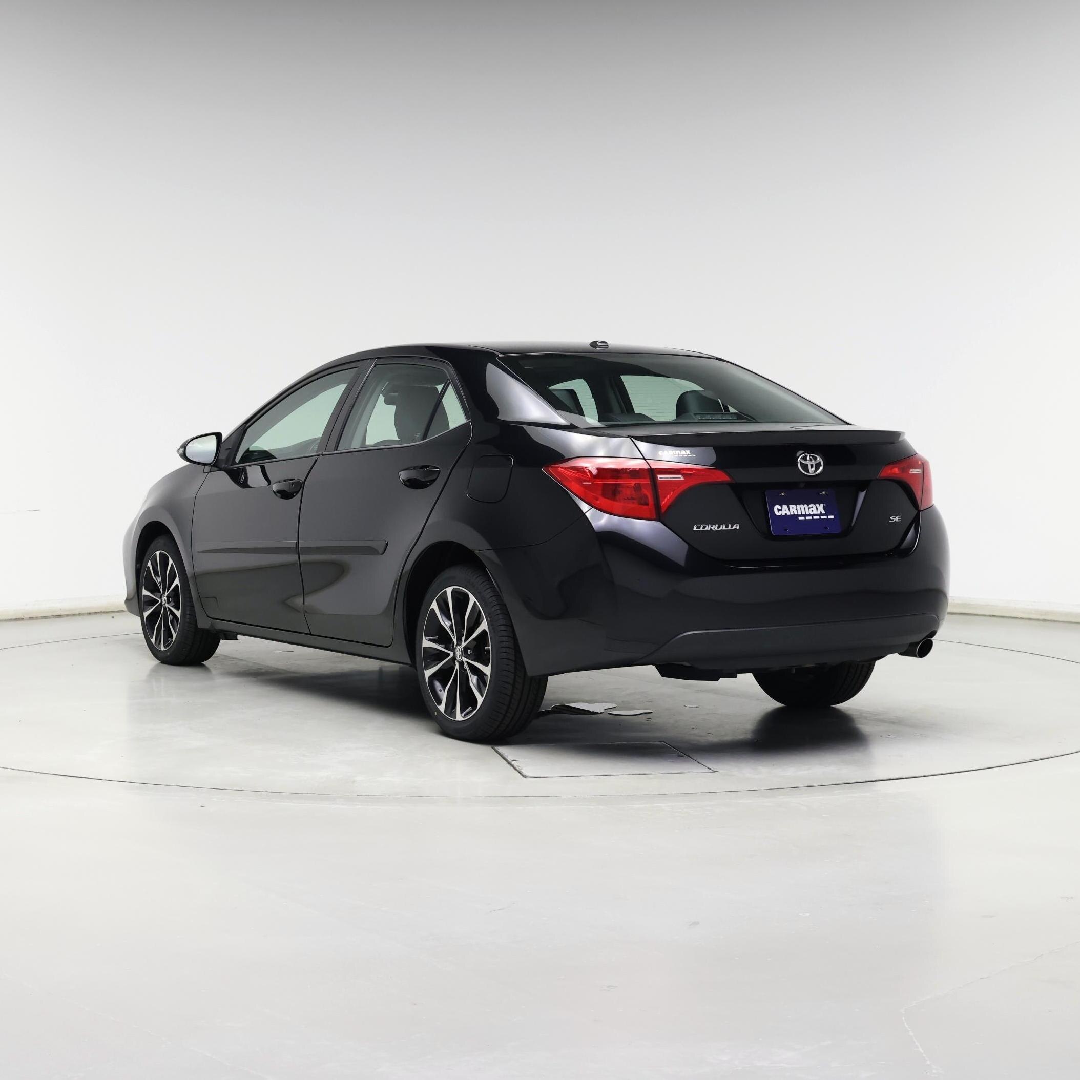 Thumbnail: 2017 Toyota Corolla - 2