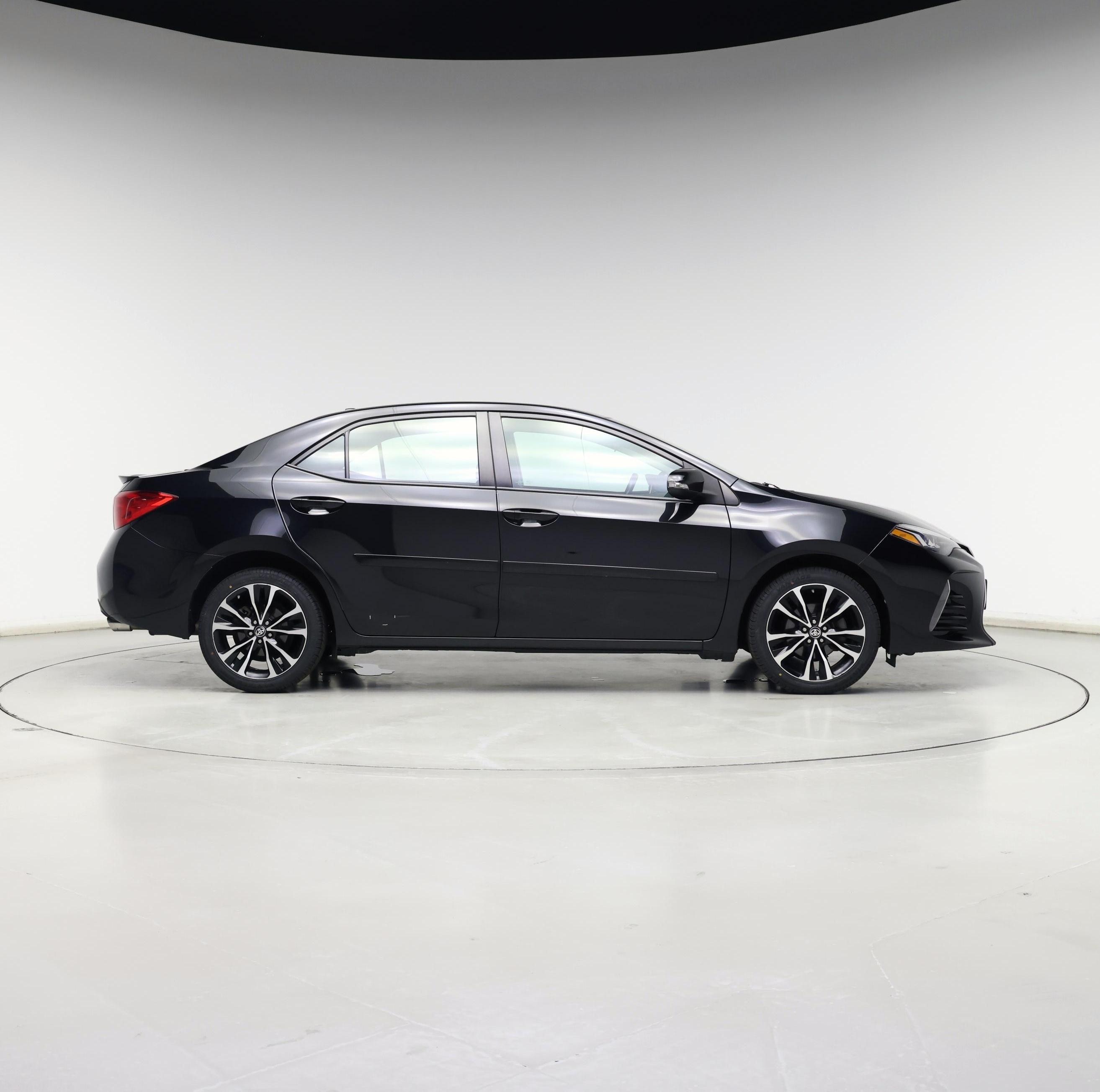 Thumbnail: 2017 Toyota Corolla - 7