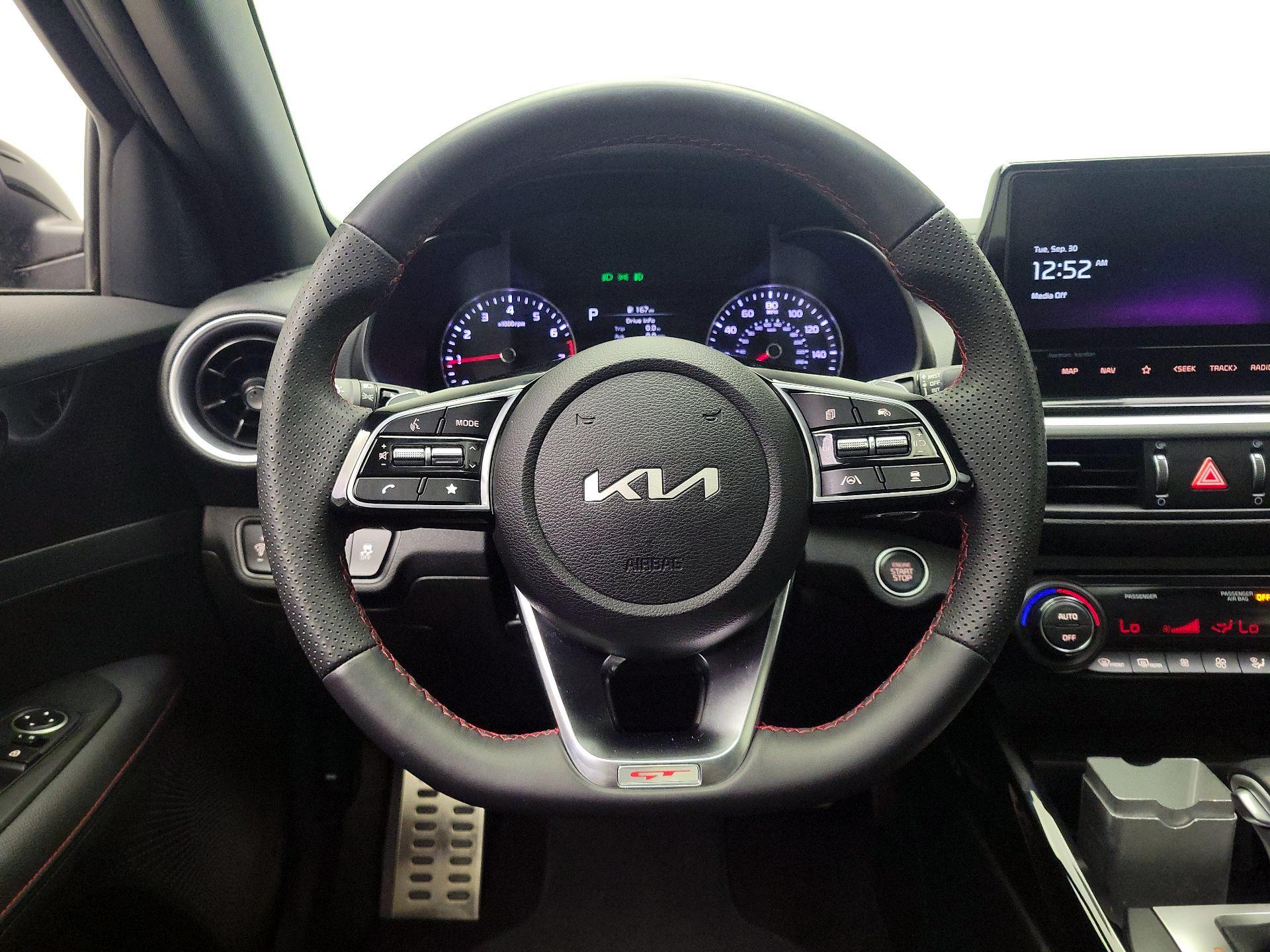 Thumbnail: 2023 Kia Forte - 10