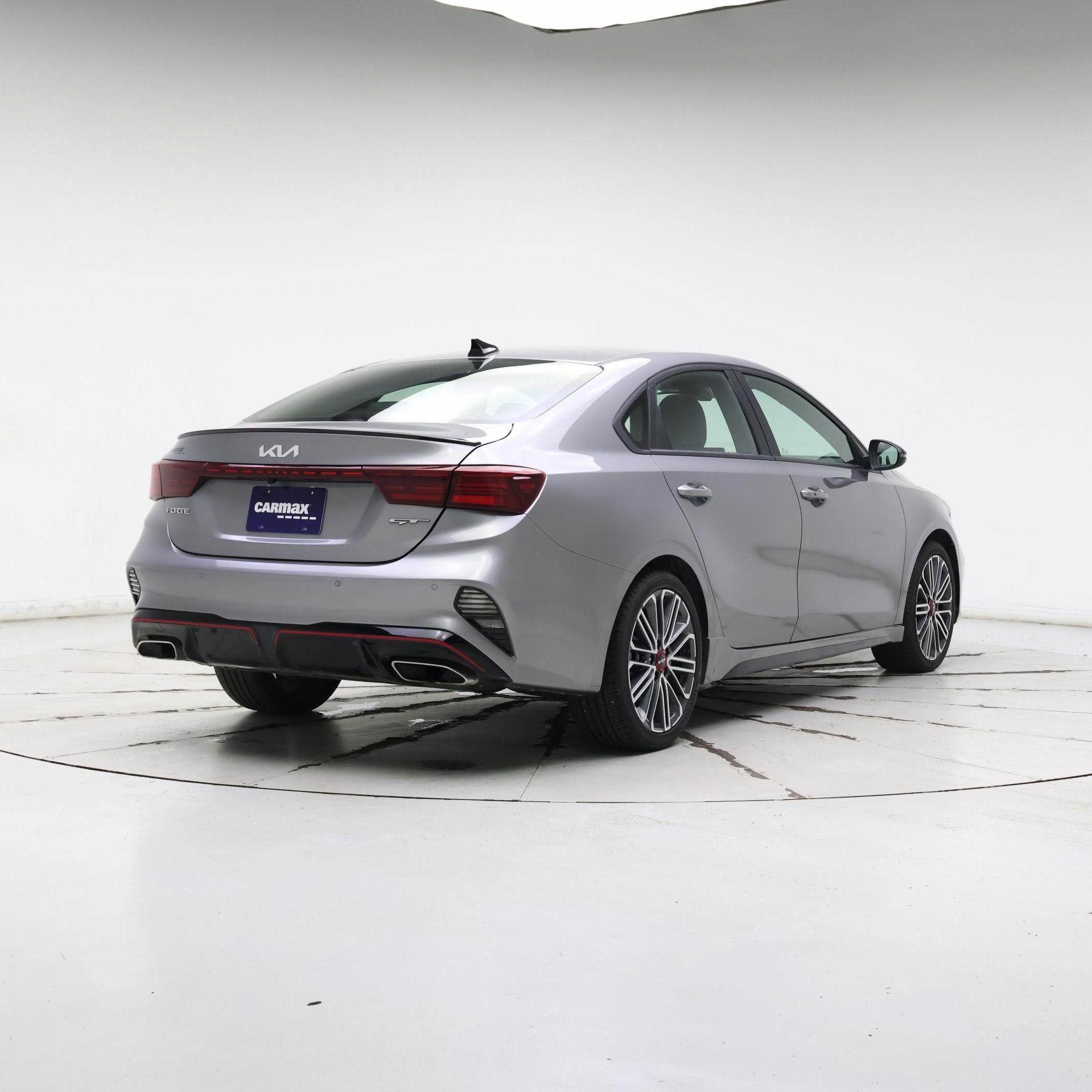 Thumbnail: 2023 Kia Forte - 8