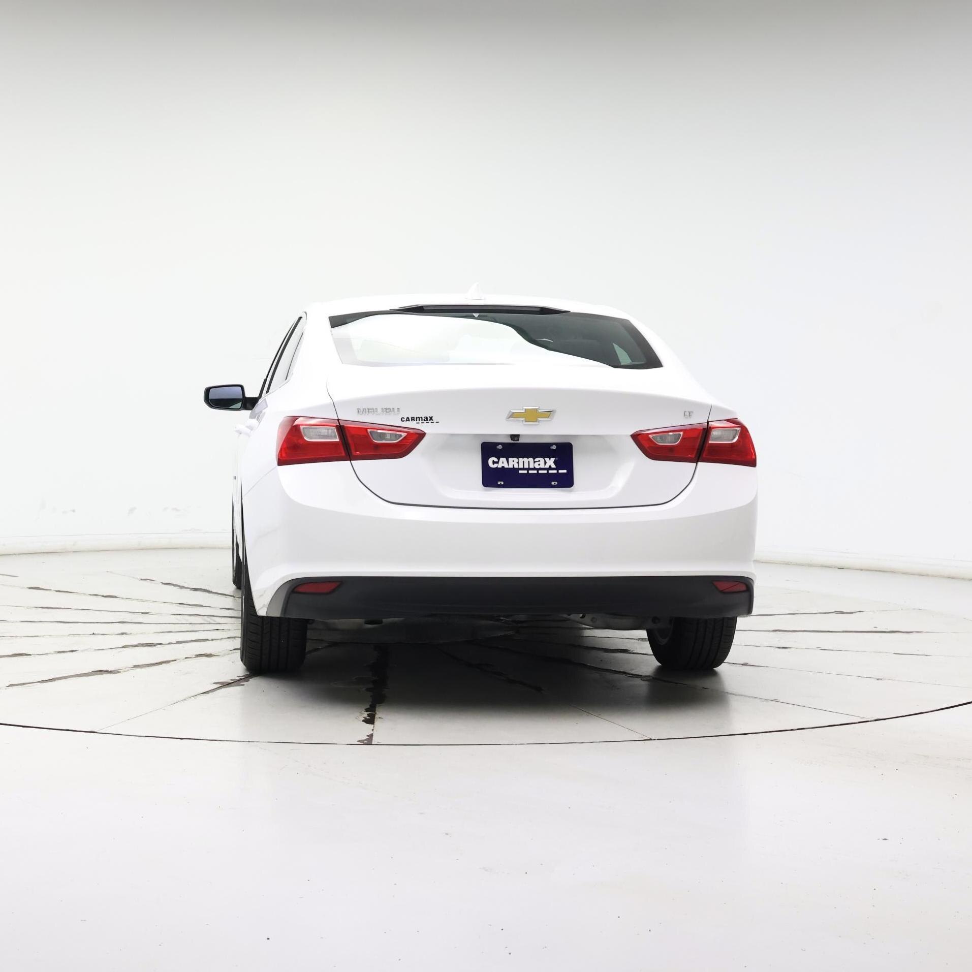 Thumbnail: 2023 Chevrolet Malibu - 6