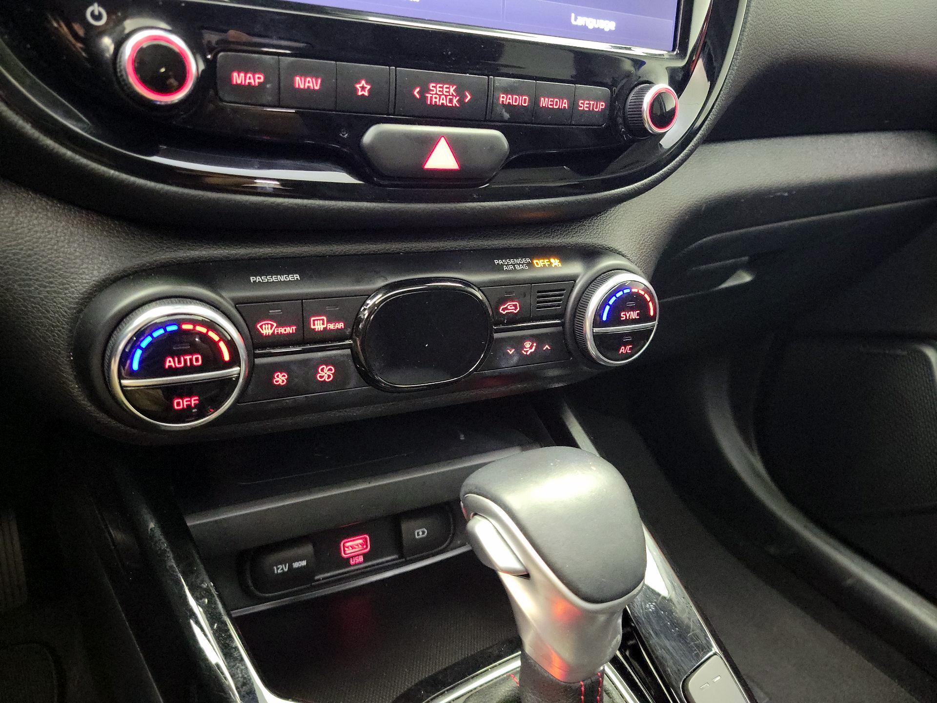 Thumbnail: 2022 Kia Soul - 16