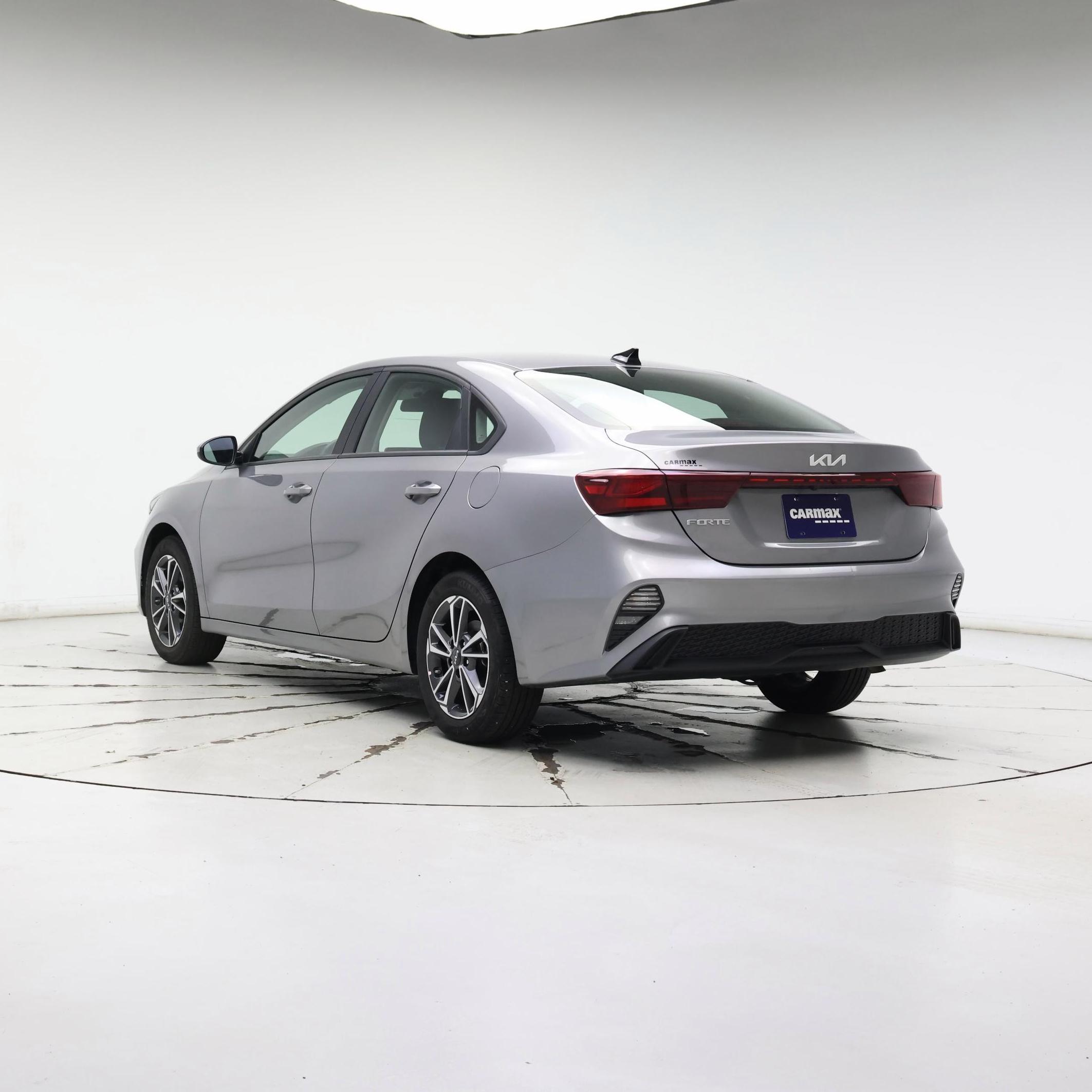 Thumbnail: 2023 Kia Forte - 2