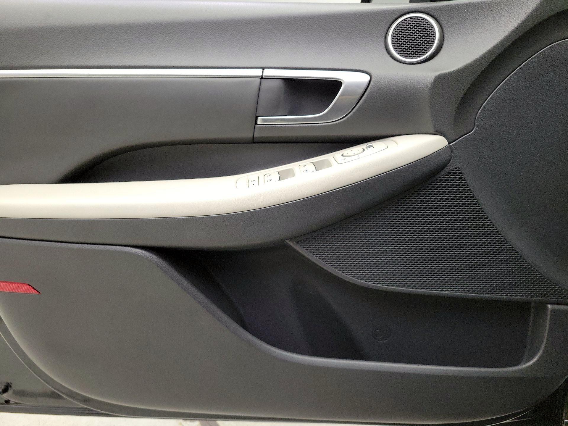 Thumbnail: 2022 Hyundai Sonata - 12