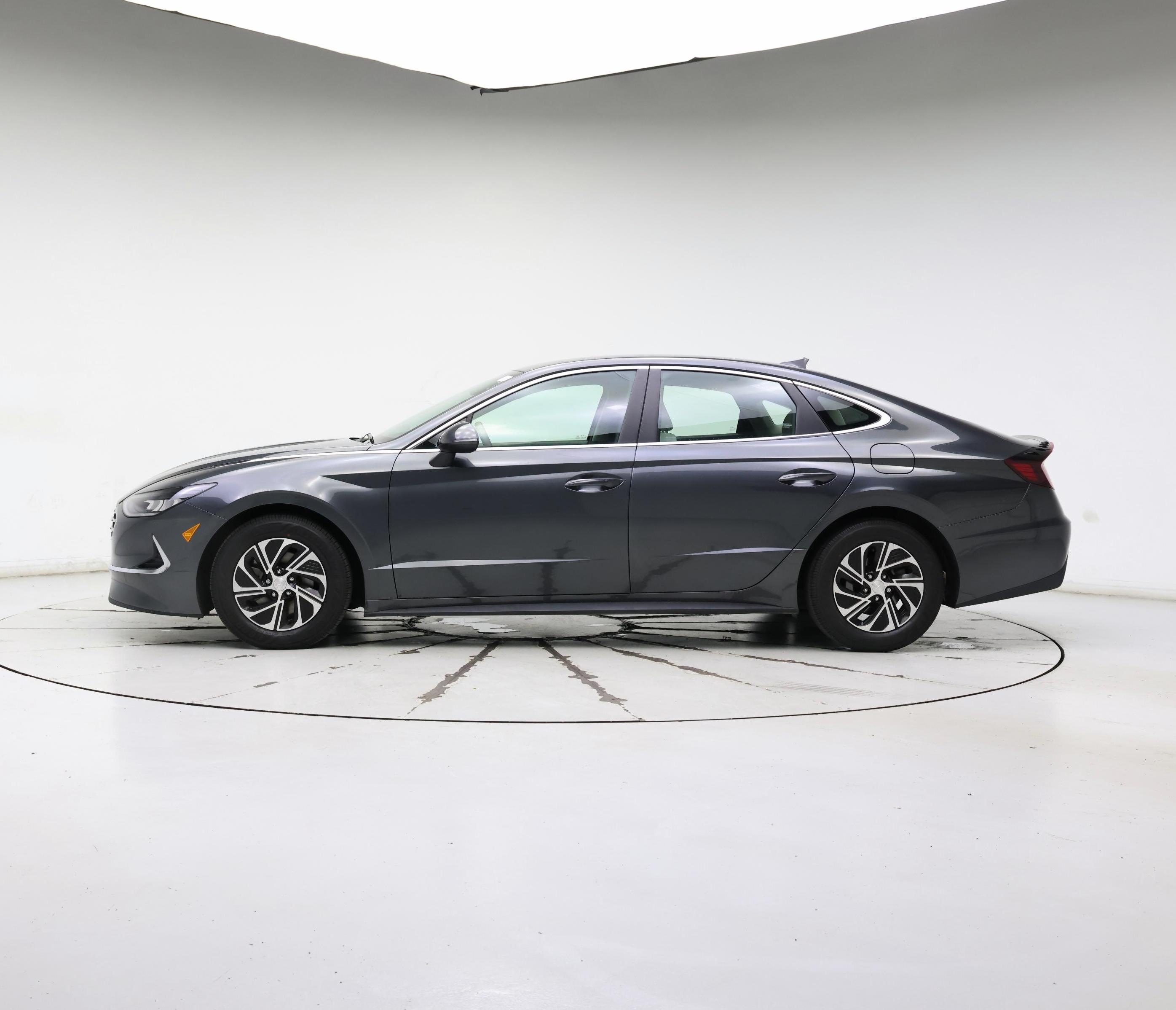 Thumbnail: 2022 Hyundai Sonata - 3