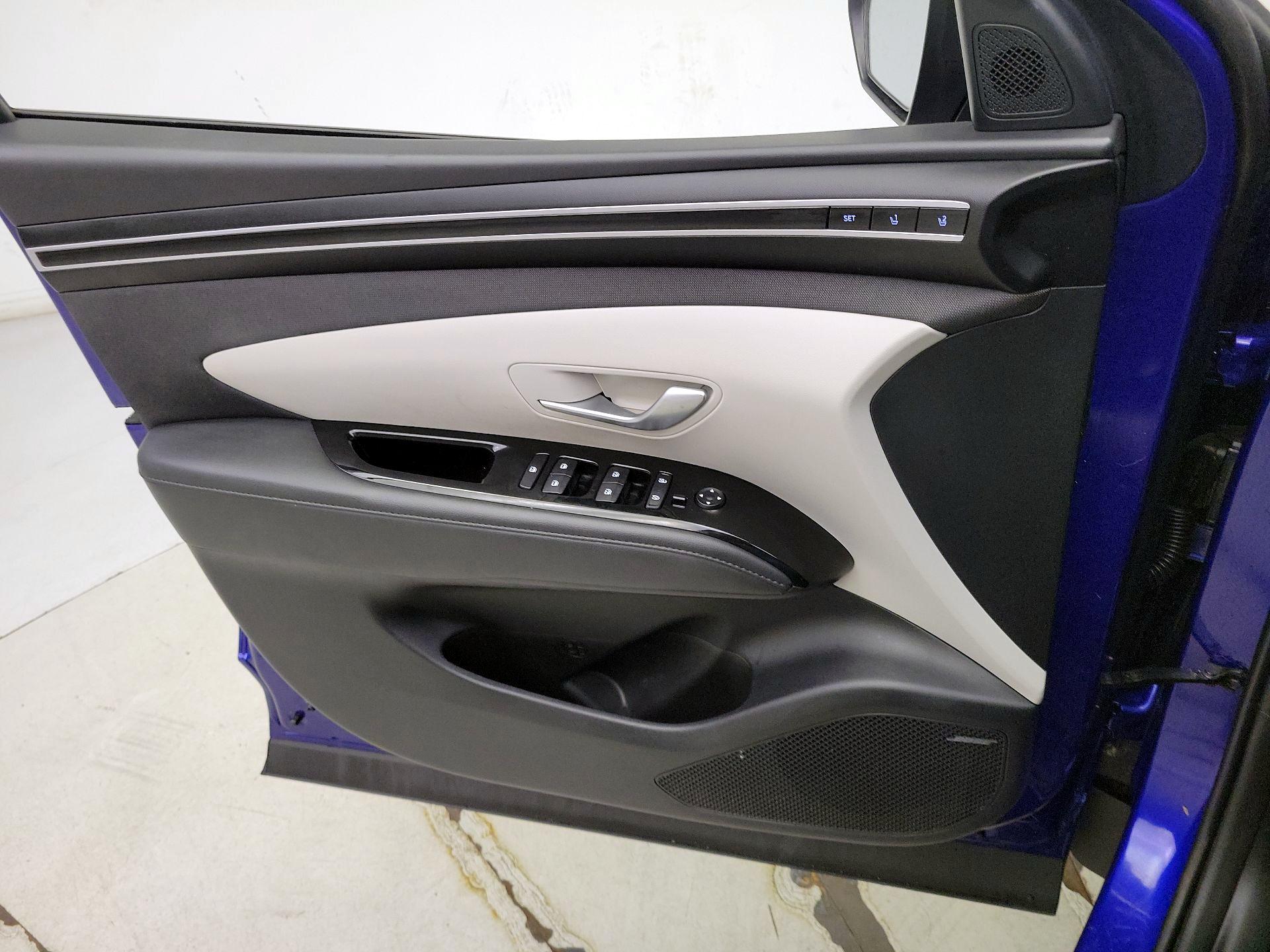 Thumbnail: 2023 Hyundai Tucson - 12