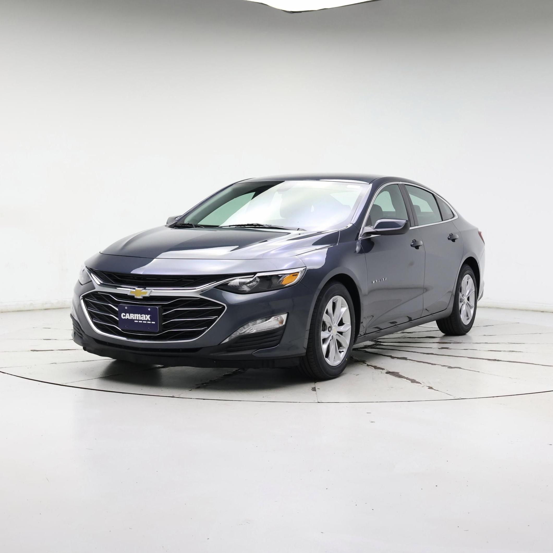 Thumbnail: 2021 Chevrolet Malibu - 4