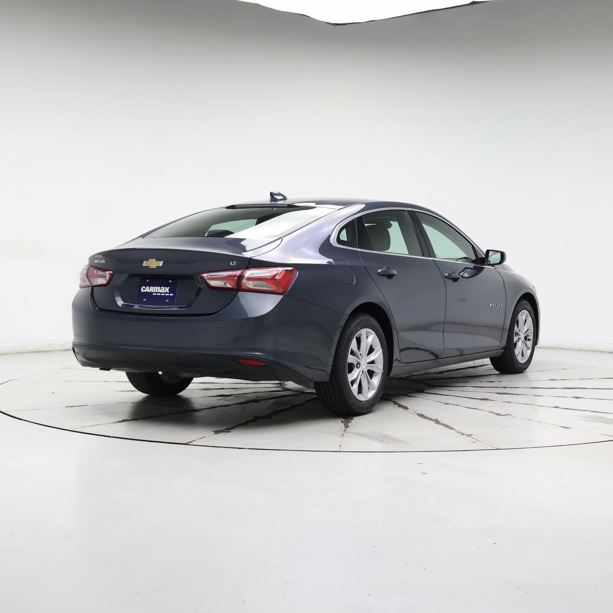 Thumbnail: 2021 Chevrolet Malibu - 8