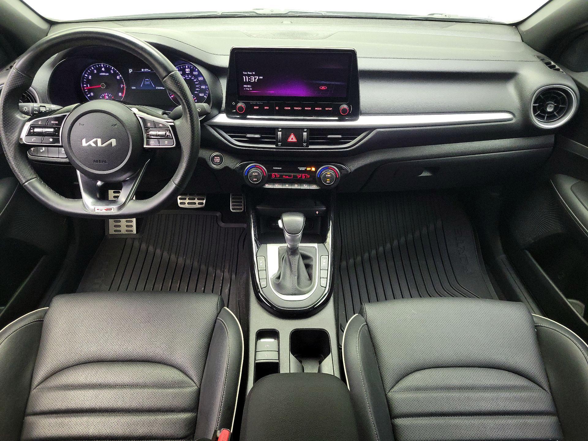 Thumbnail: 2022 Kia Forte - 9