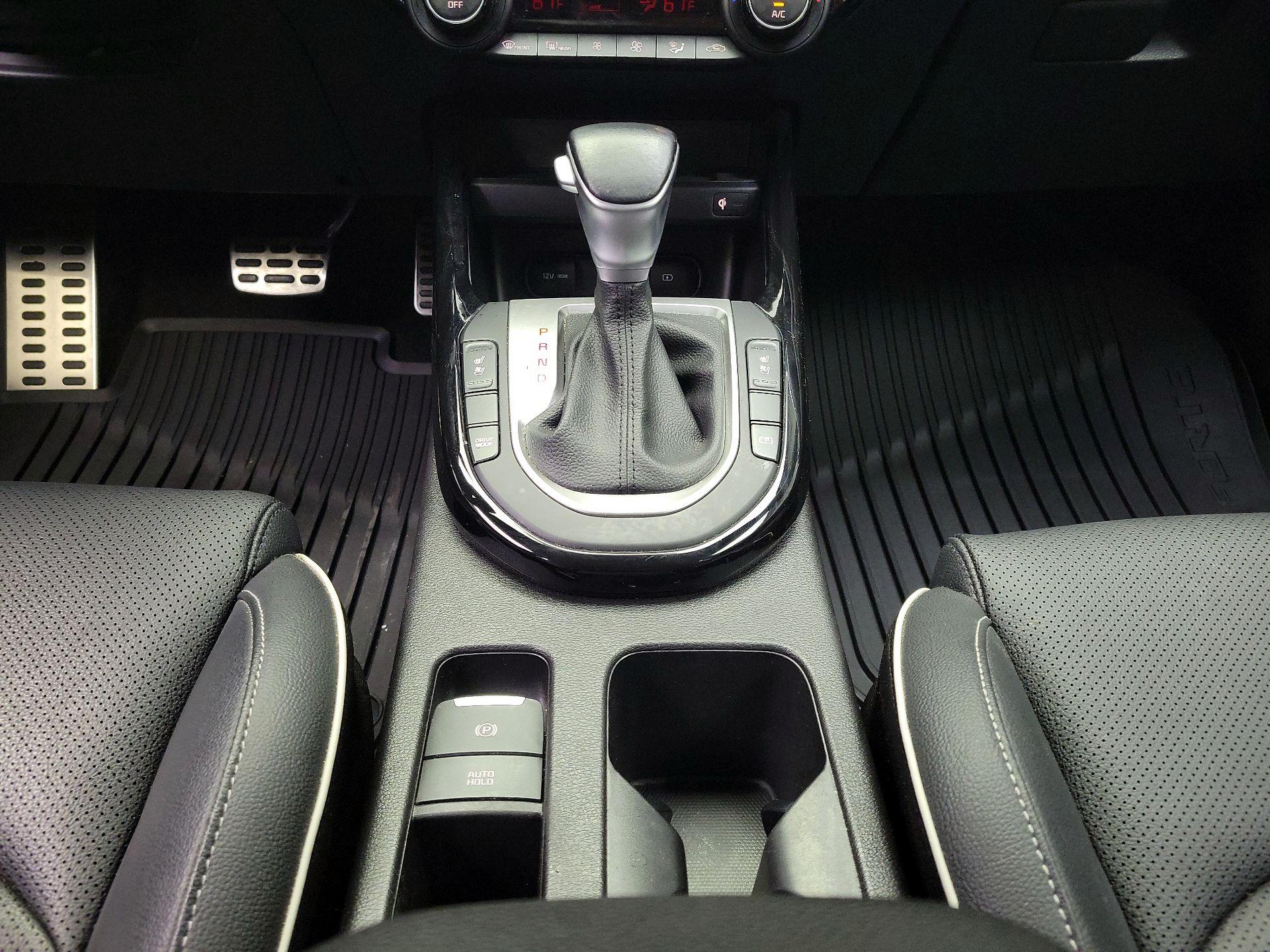 Thumbnail: 2022 Kia Forte - 18