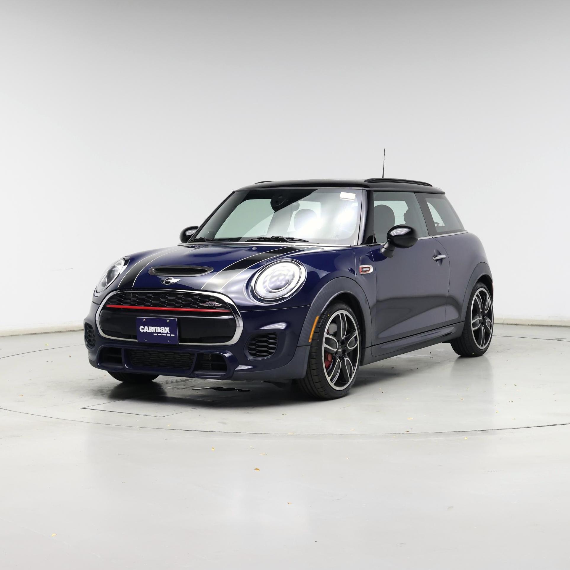 Thumbnail: 2017 MINI Cooper Hardtop - 4