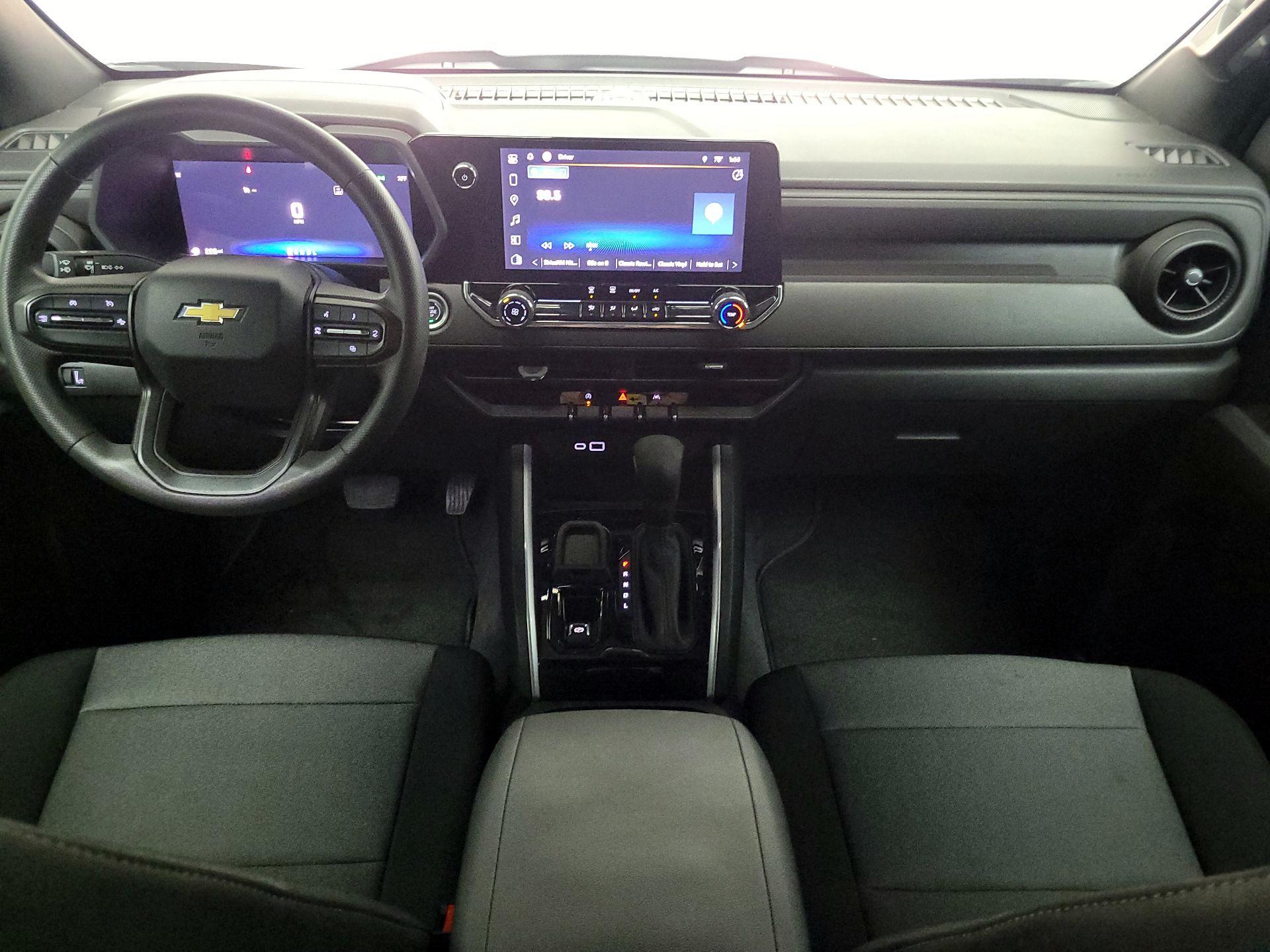 Thumbnail: 2024 Chevrolet Colorado - 9