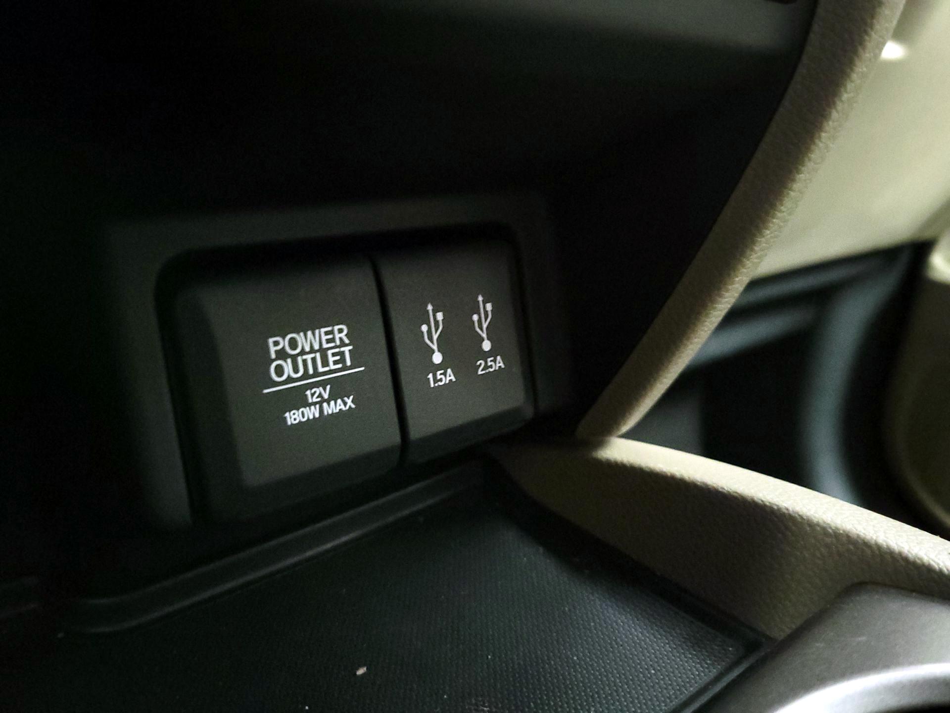 Thumbnail: 2016 Honda Pilot - 18