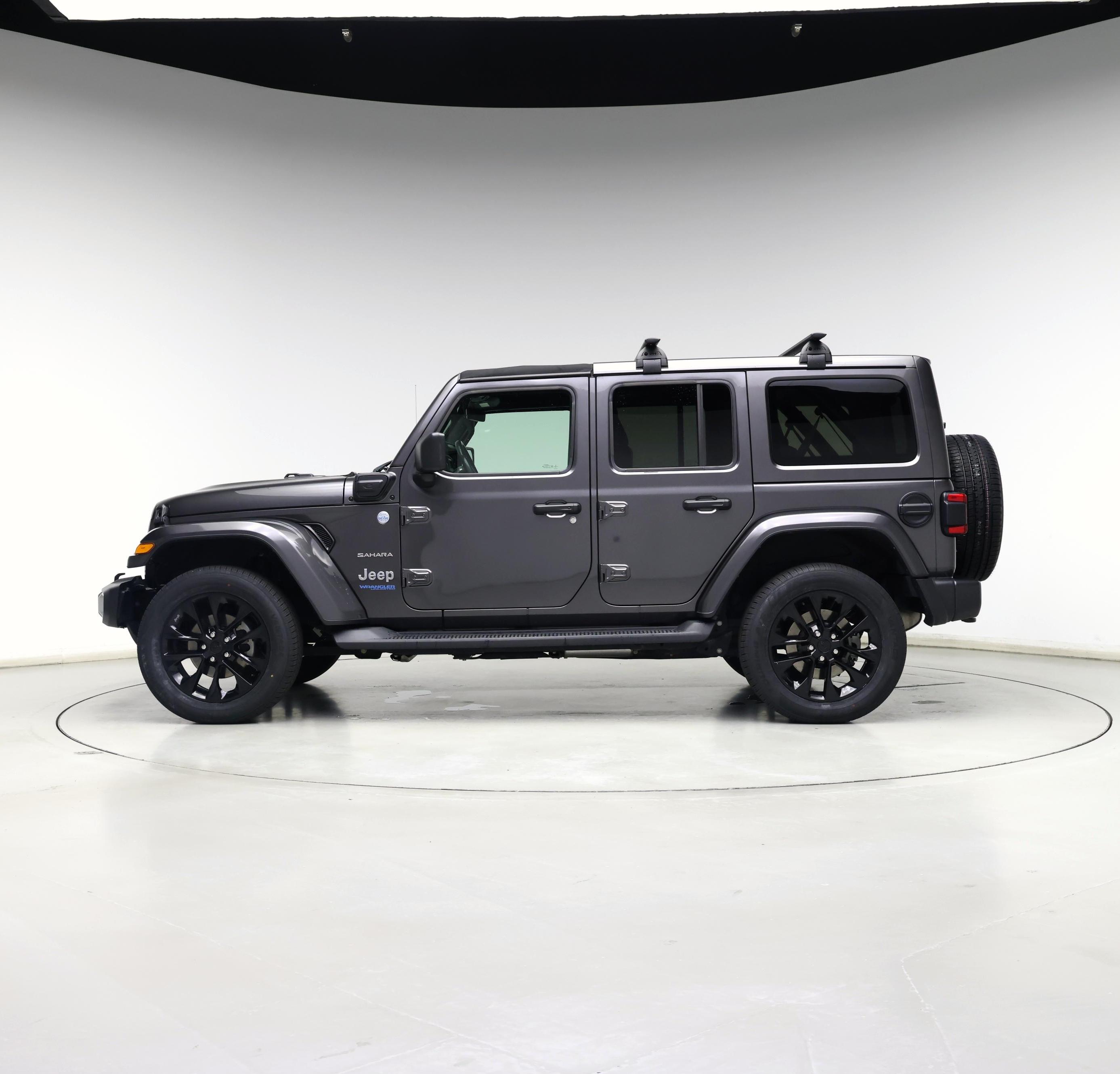 Thumbnail: 2021 Jeep Wrangler - 3
