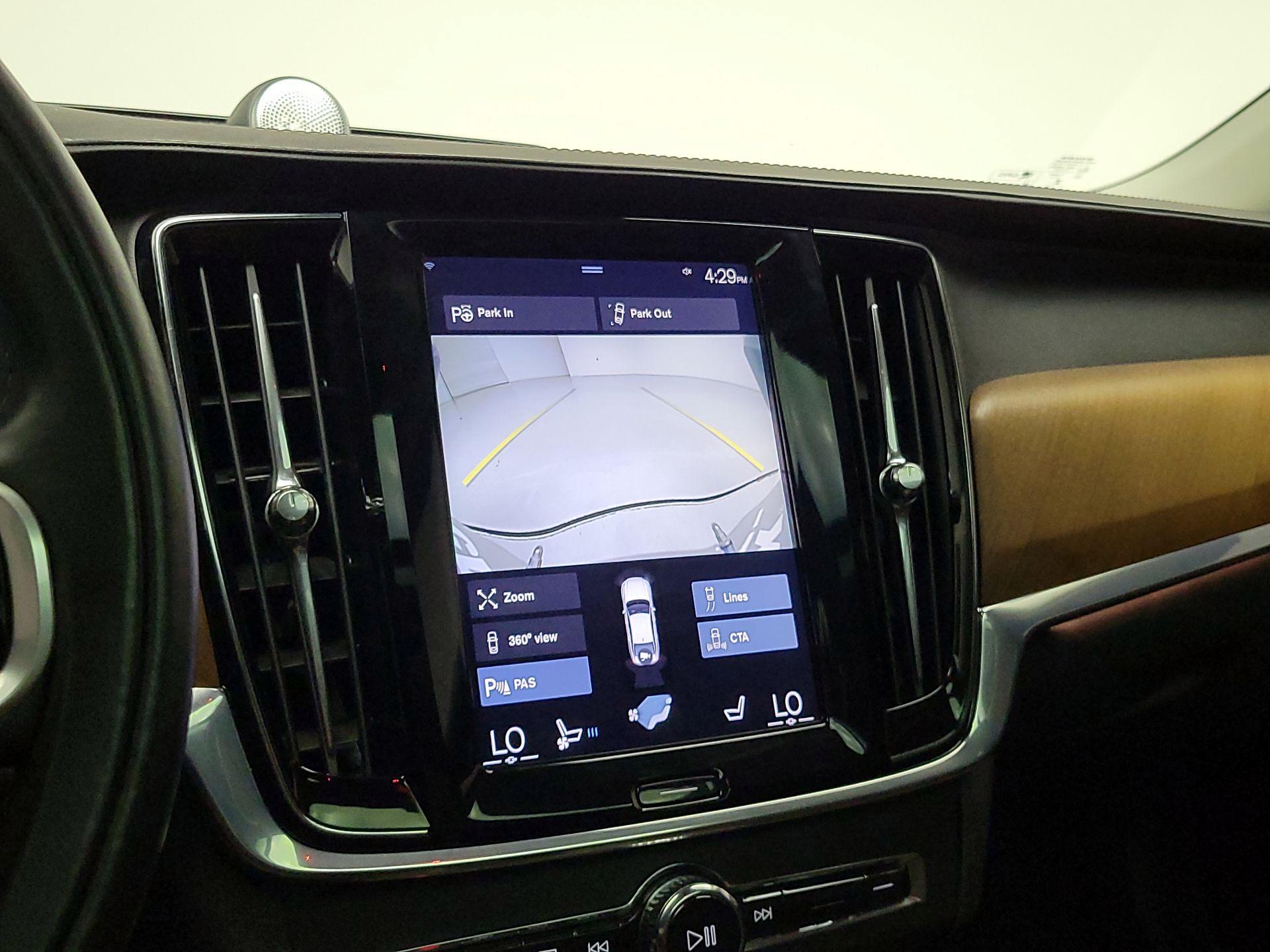 Thumbnail: 2018 Volvo S90 - 15