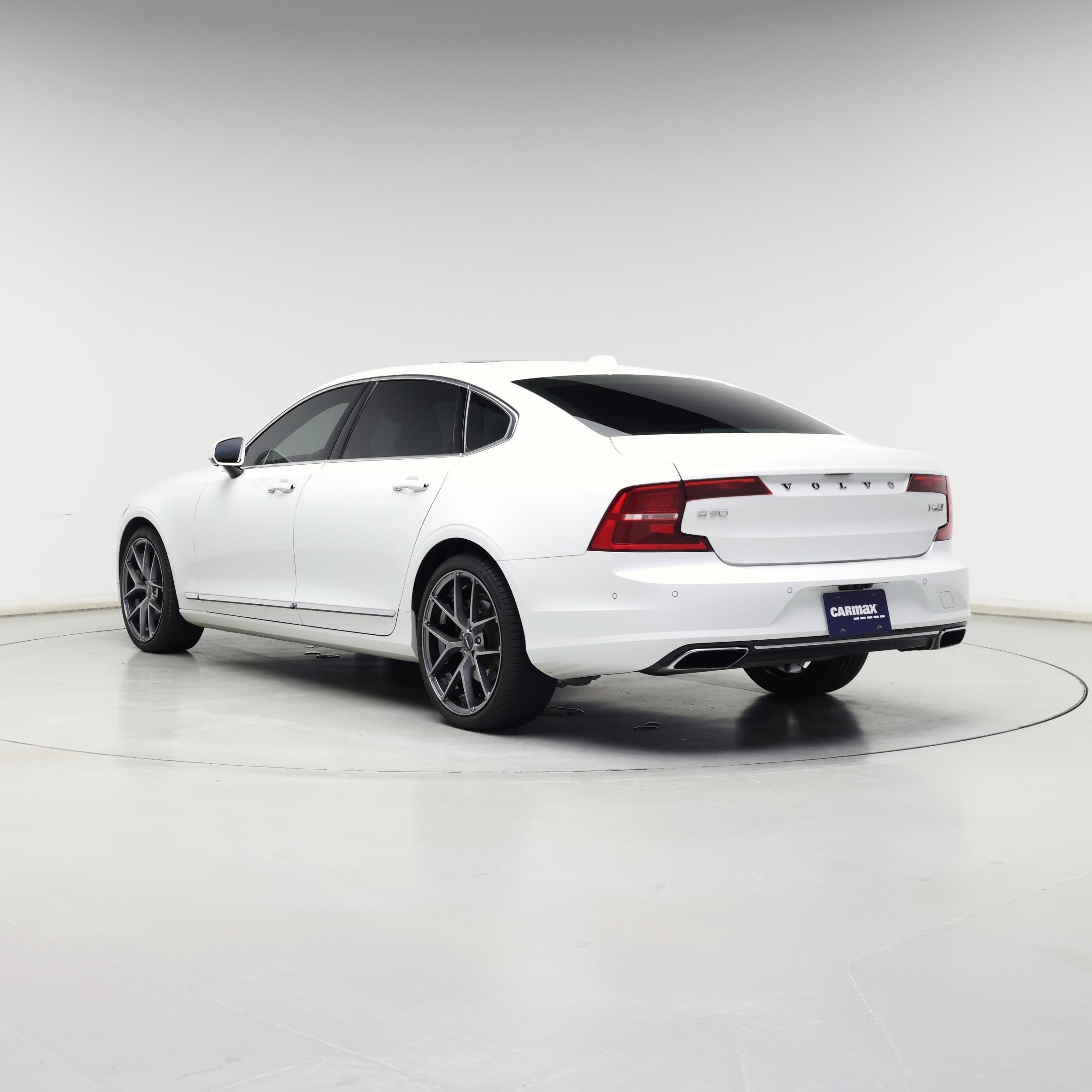 Thumbnail: 2018 Volvo S90 - 2