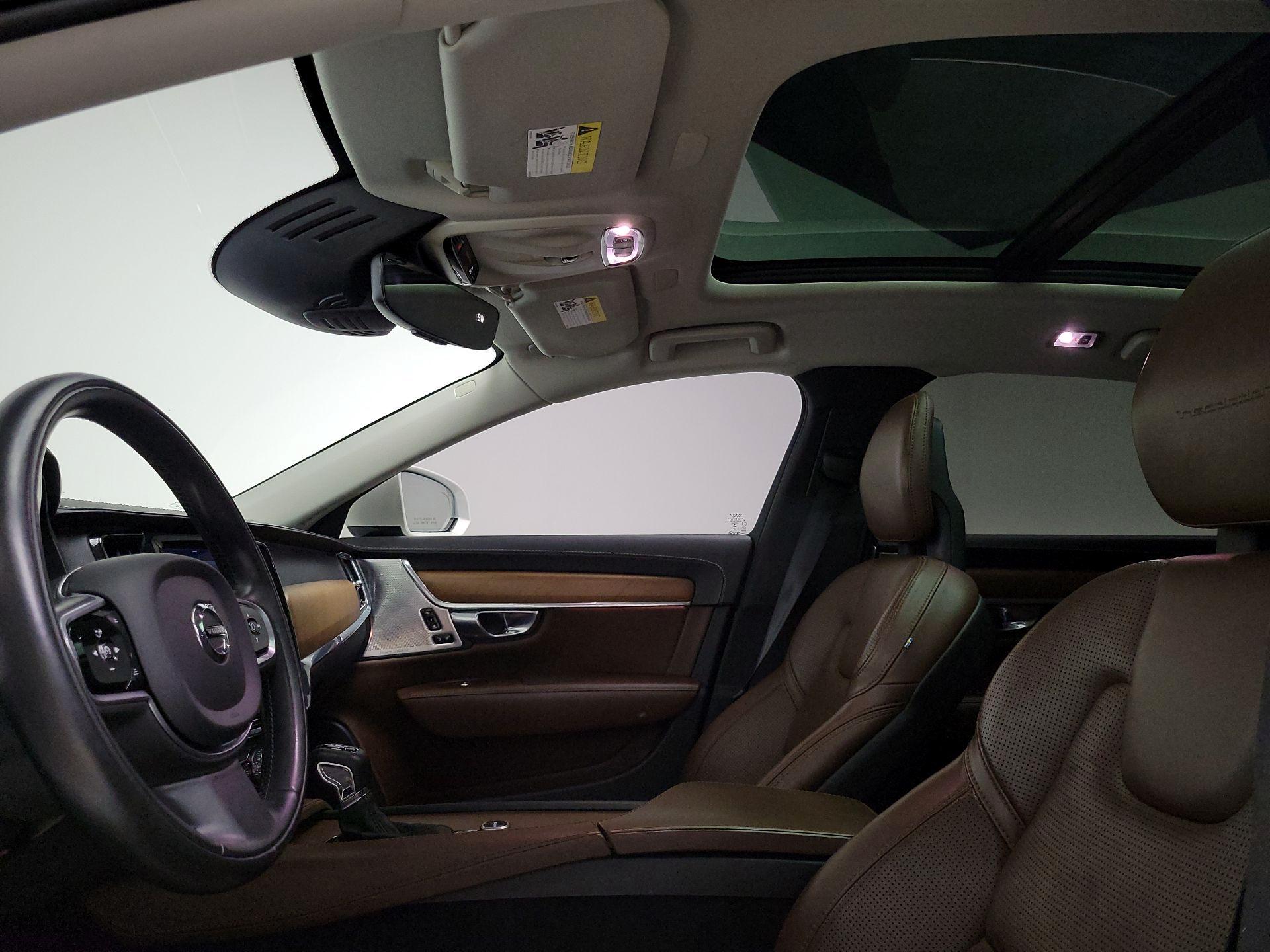 Thumbnail: 2018 Volvo S90 - 20