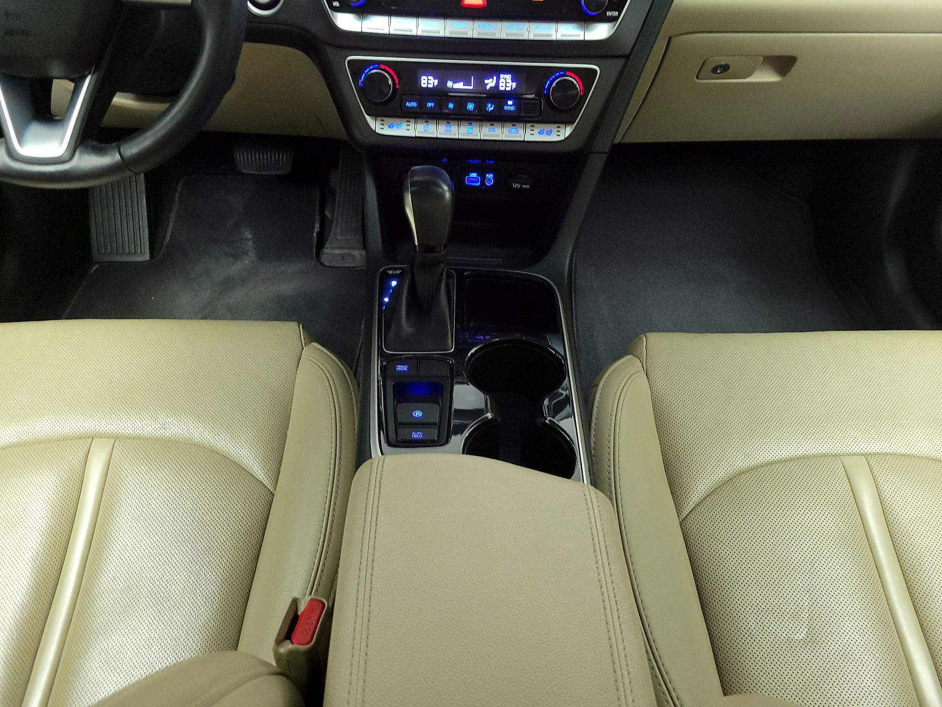 Thumbnail: 2018 Hyundai Sonata - 17