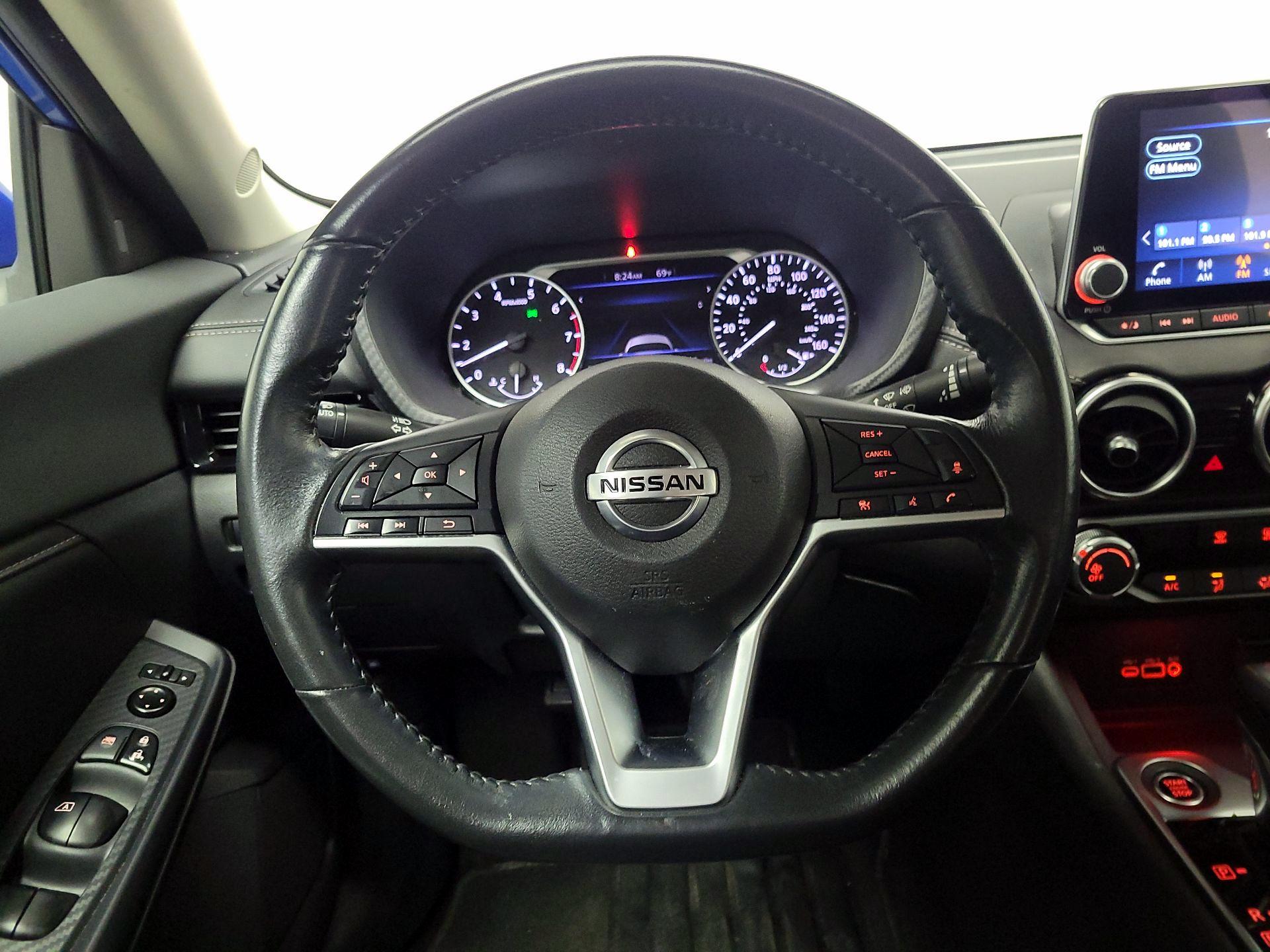 Thumbnail: 2022 Nissan Sentra - 10