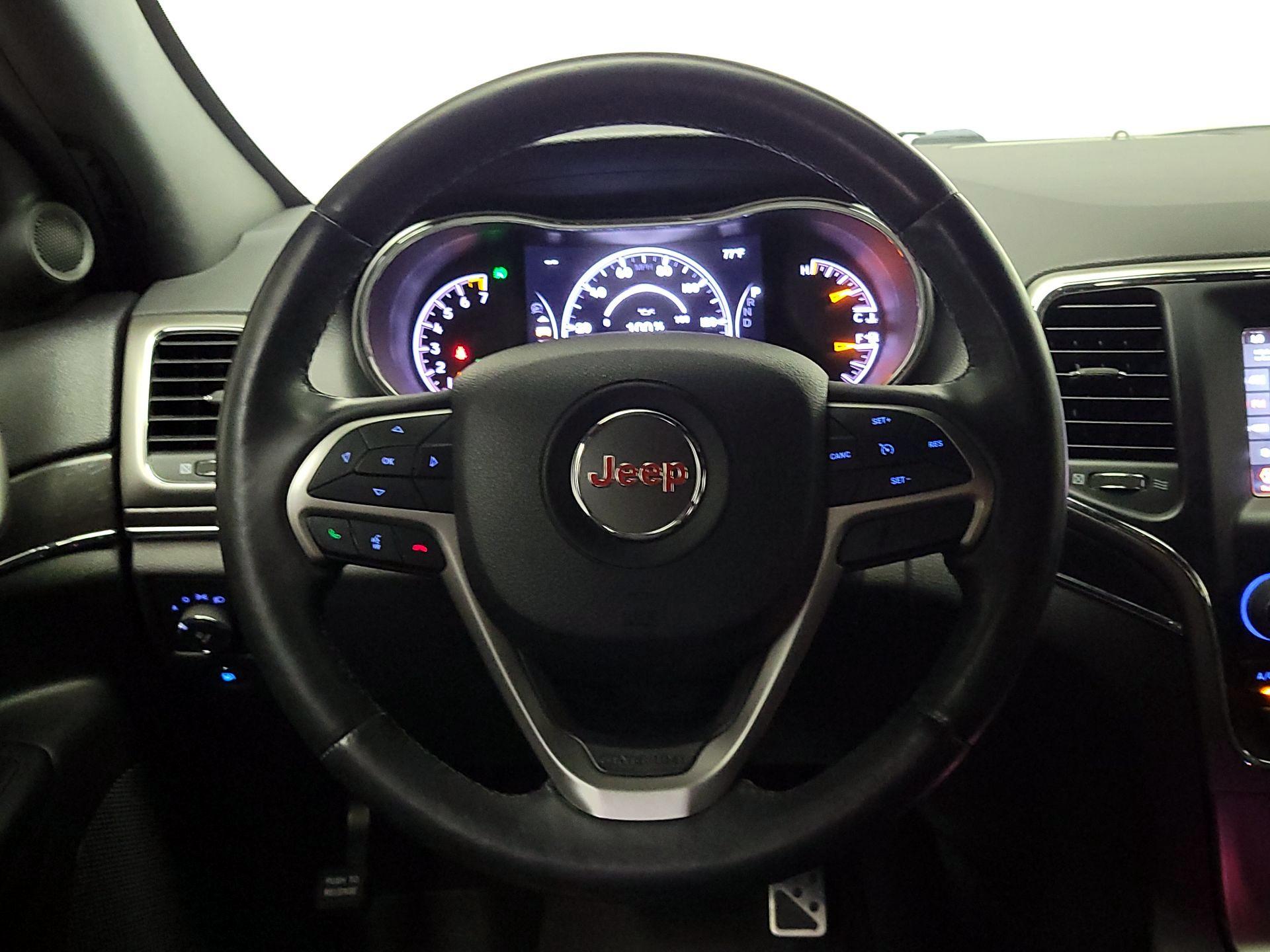 Thumbnail: 2018 Jeep Grand Cherokee - 10