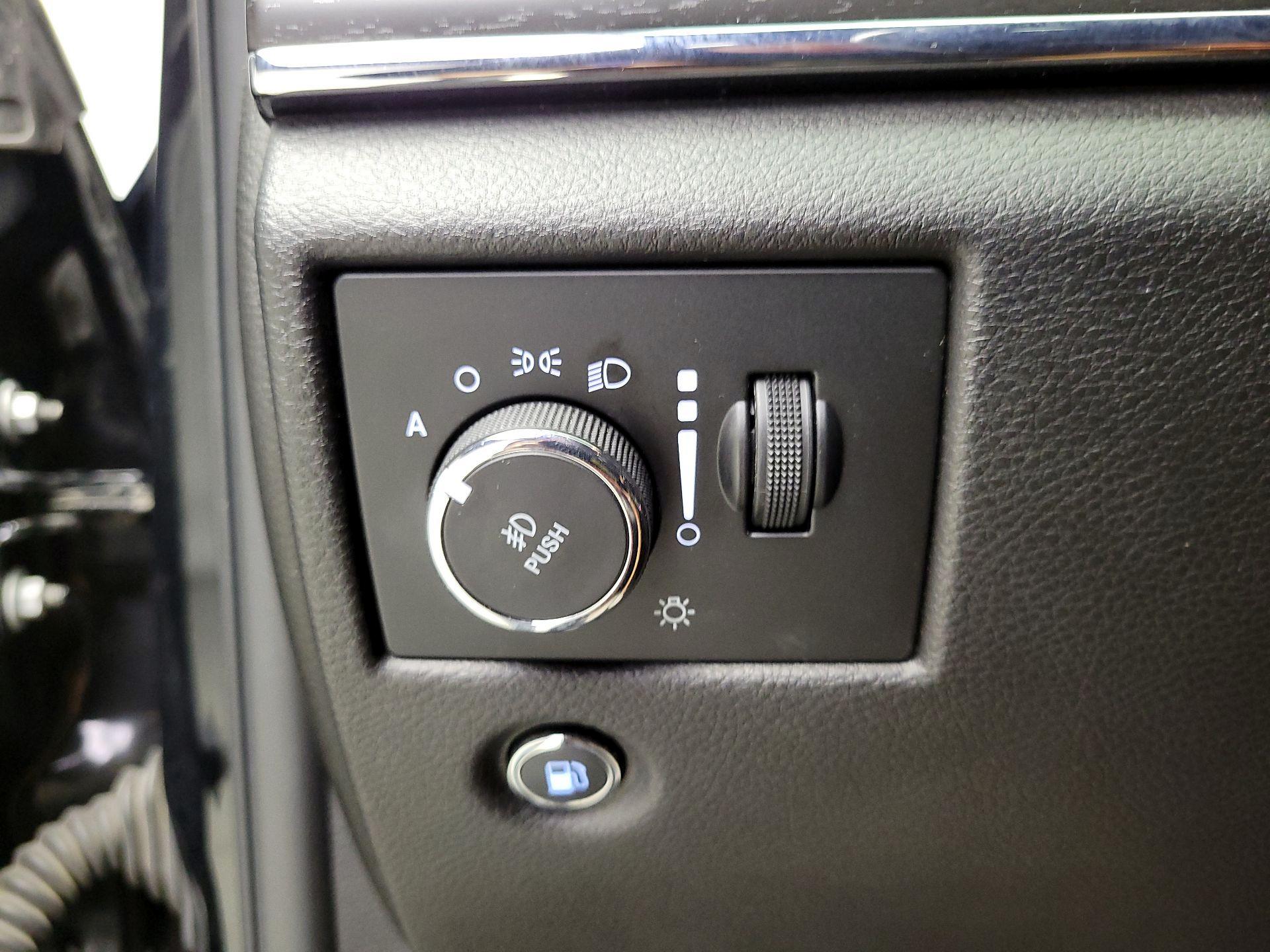 Thumbnail: 2018 Jeep Grand Cherokee - 13
