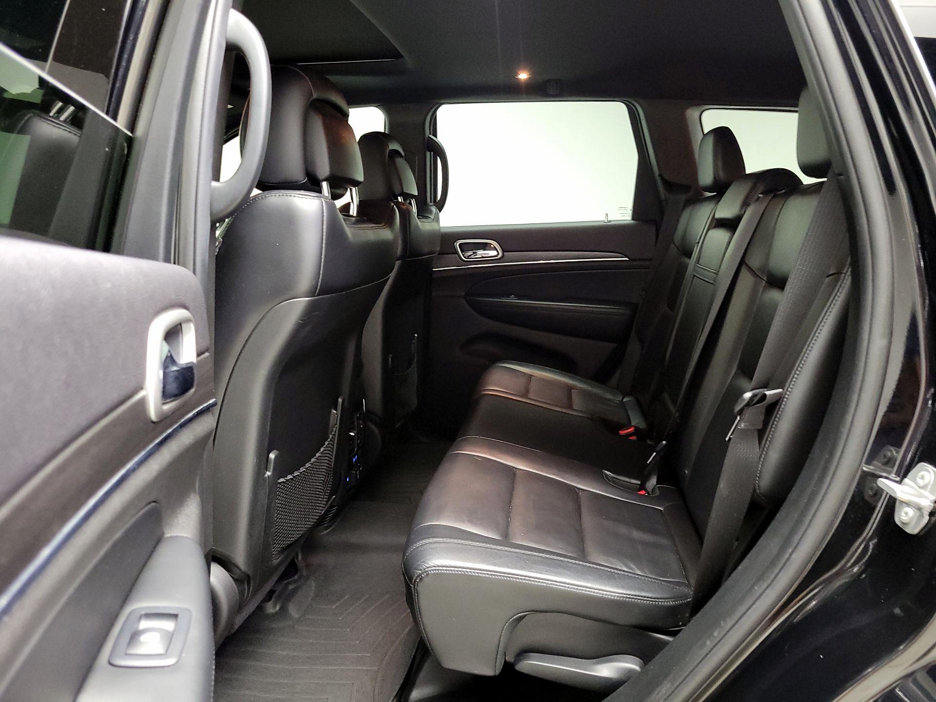 Thumbnail: 2018 Jeep Grand Cherokee - 20