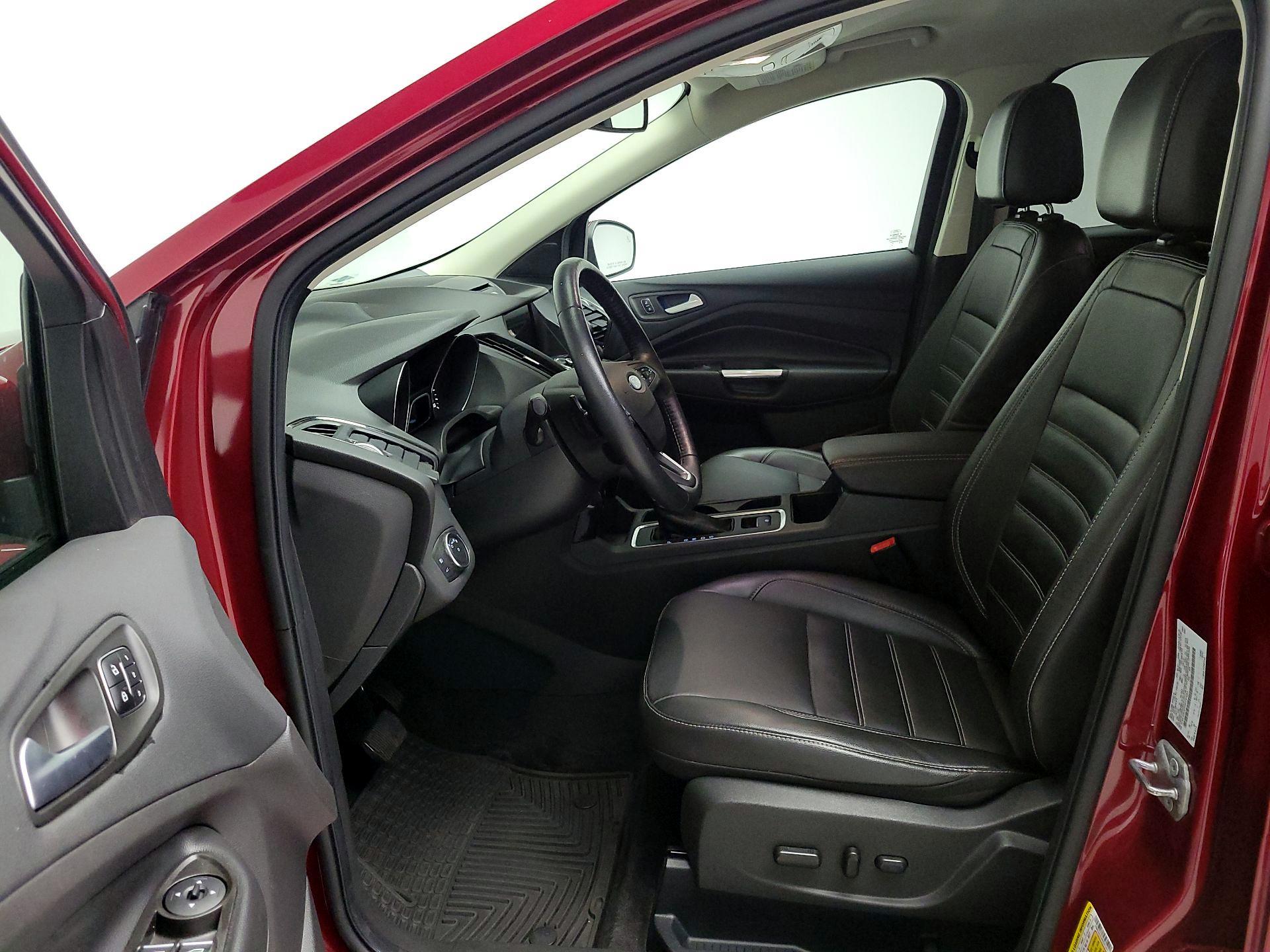Thumbnail: 2017 Ford Escape - 11