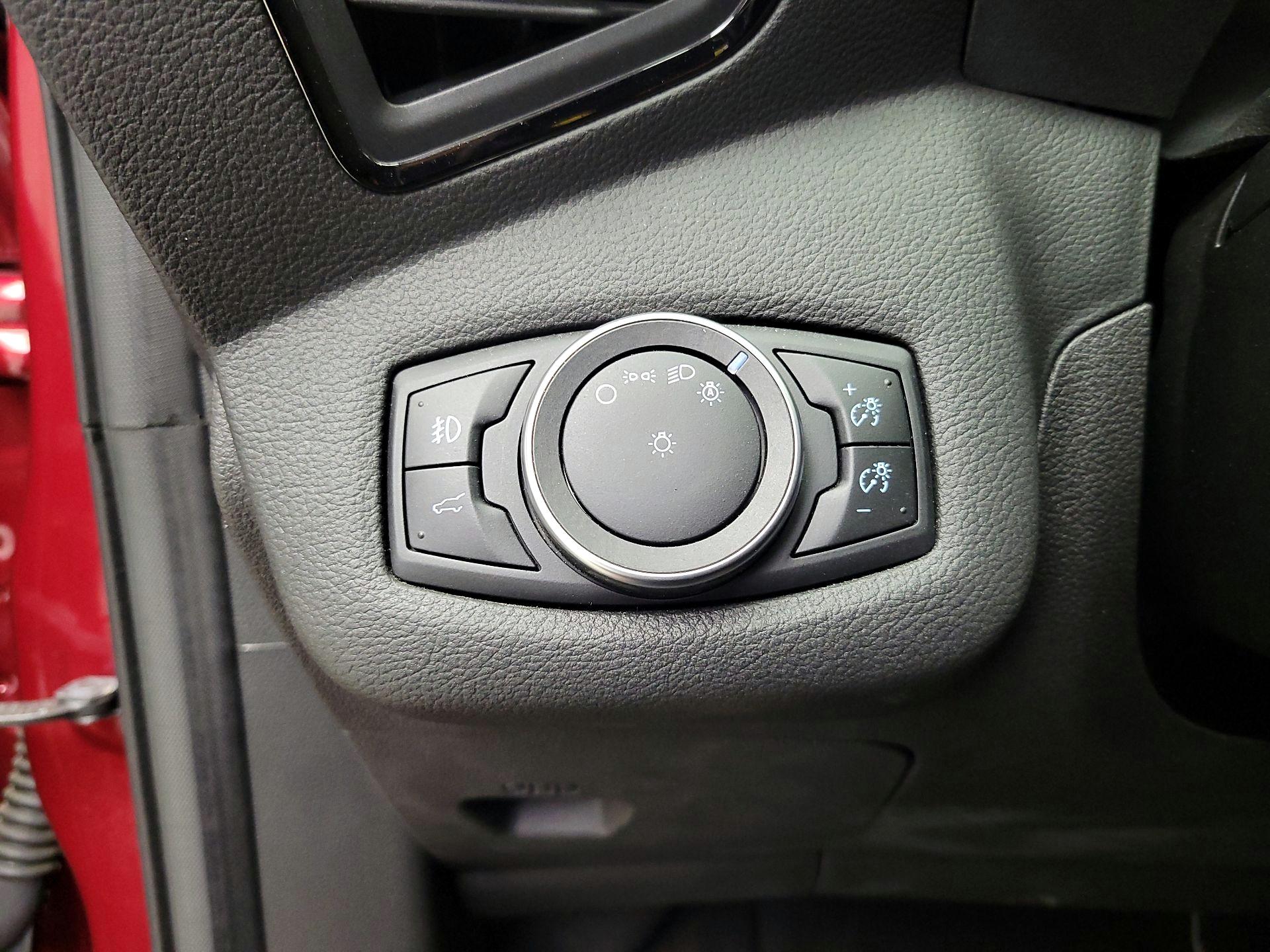 Thumbnail: 2017 Ford Escape - 13