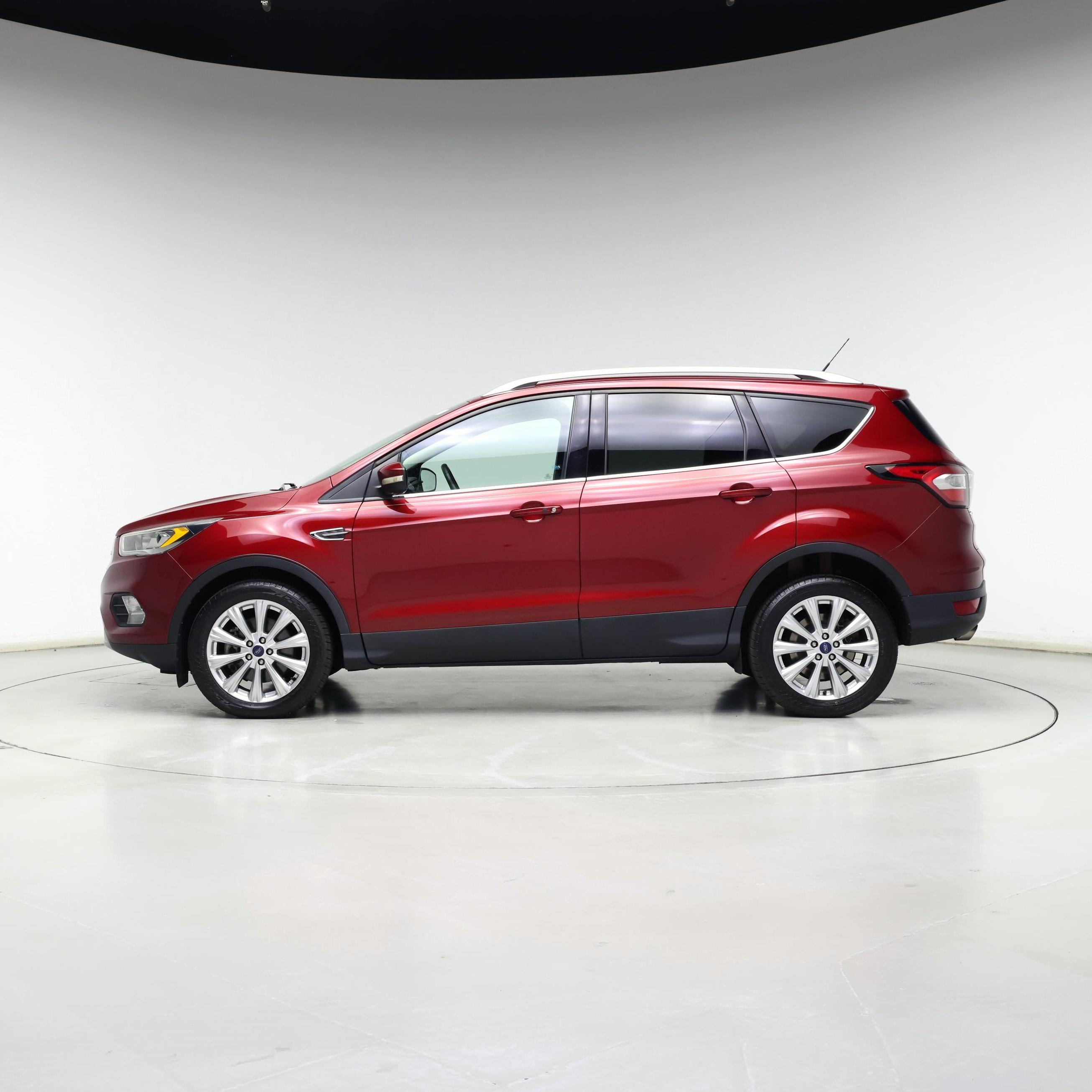 Thumbnail: 2017 Ford Escape - 3