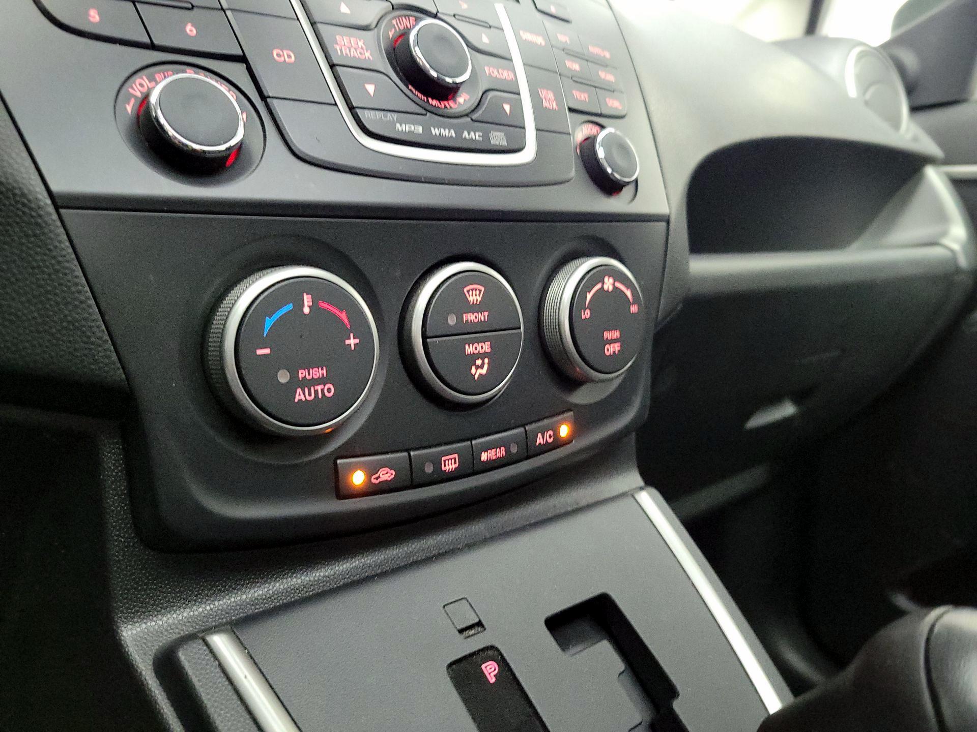 Thumbnail: 2014 Mazda Mazda5 - 15