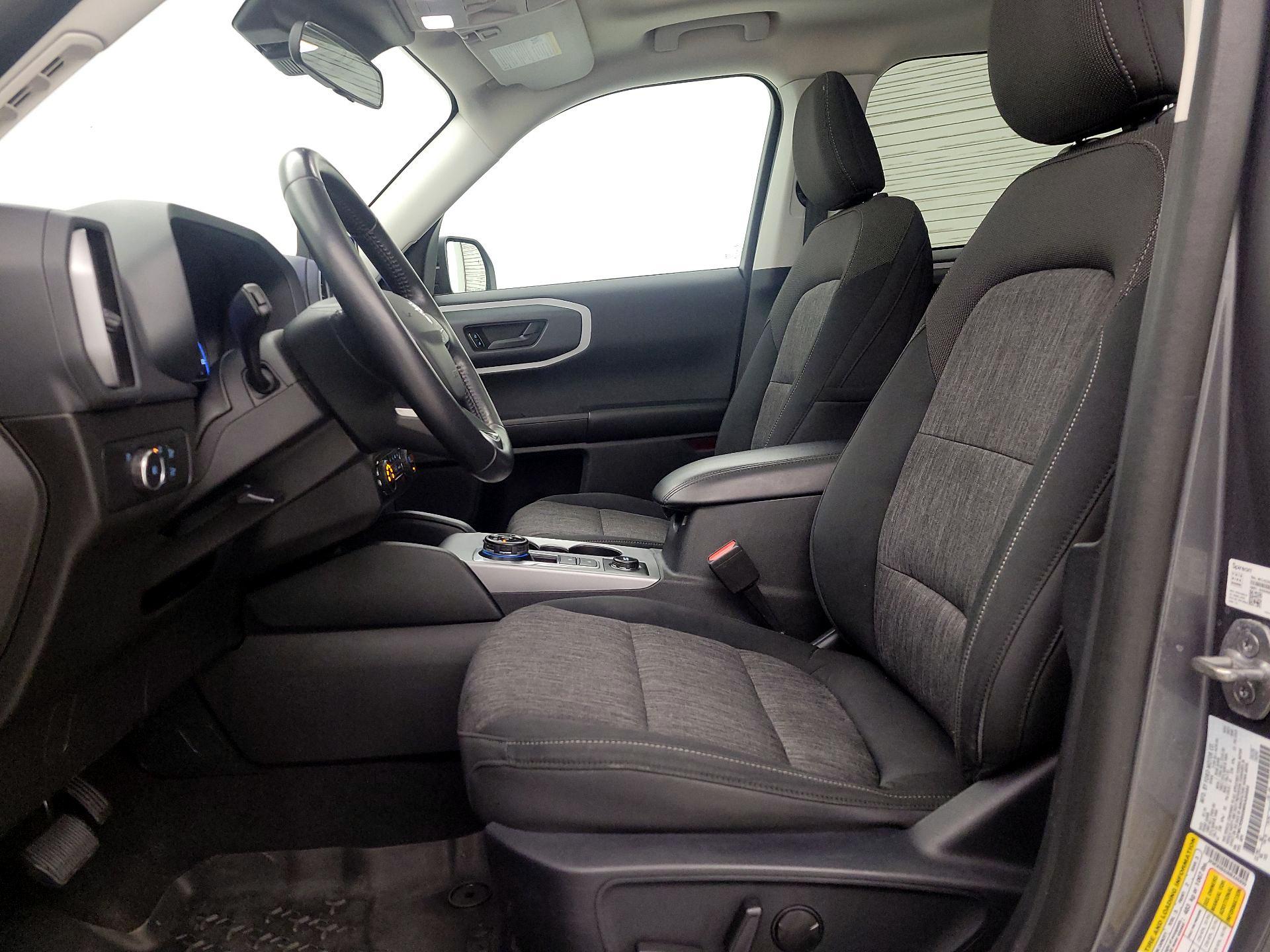 Thumbnail: 2021 Ford Bronco Sport - 11