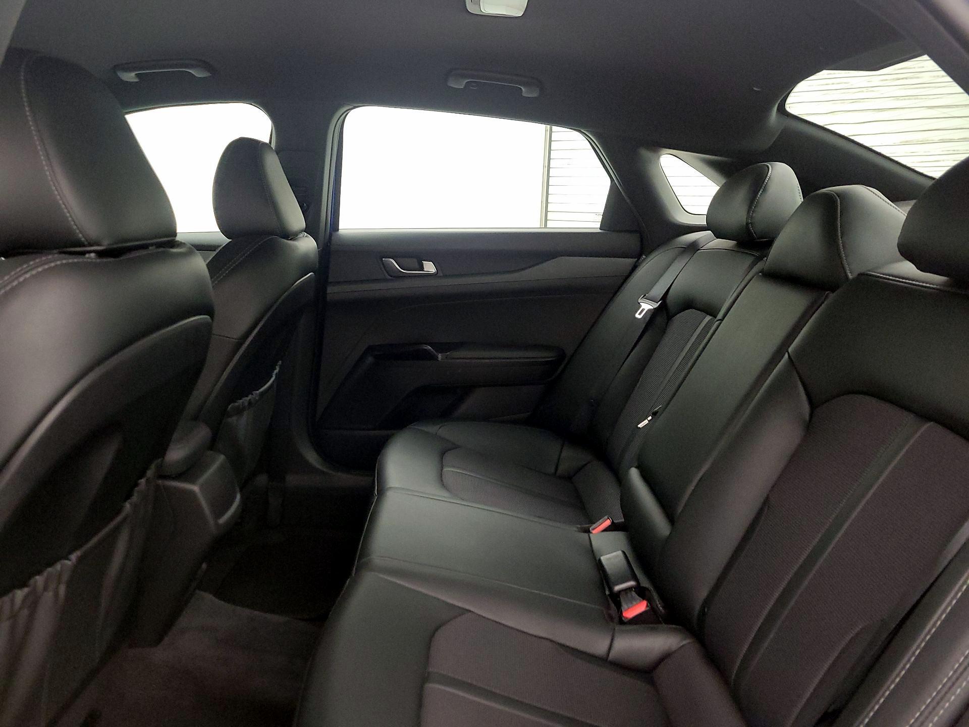 Thumbnail: 2022 Kia K5 - 20