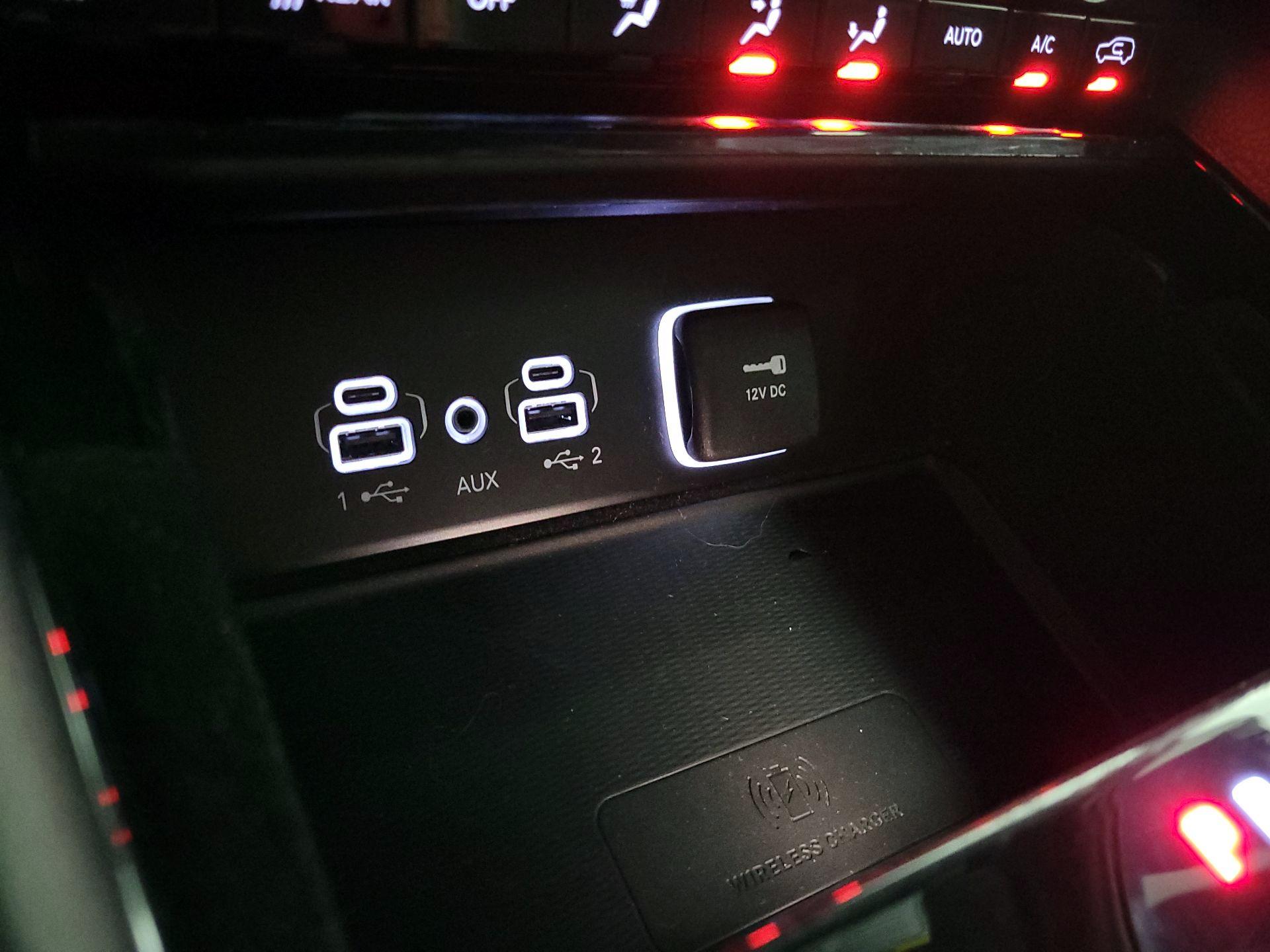Thumbnail: 2021 Jeep Grand Cherokee L - 18