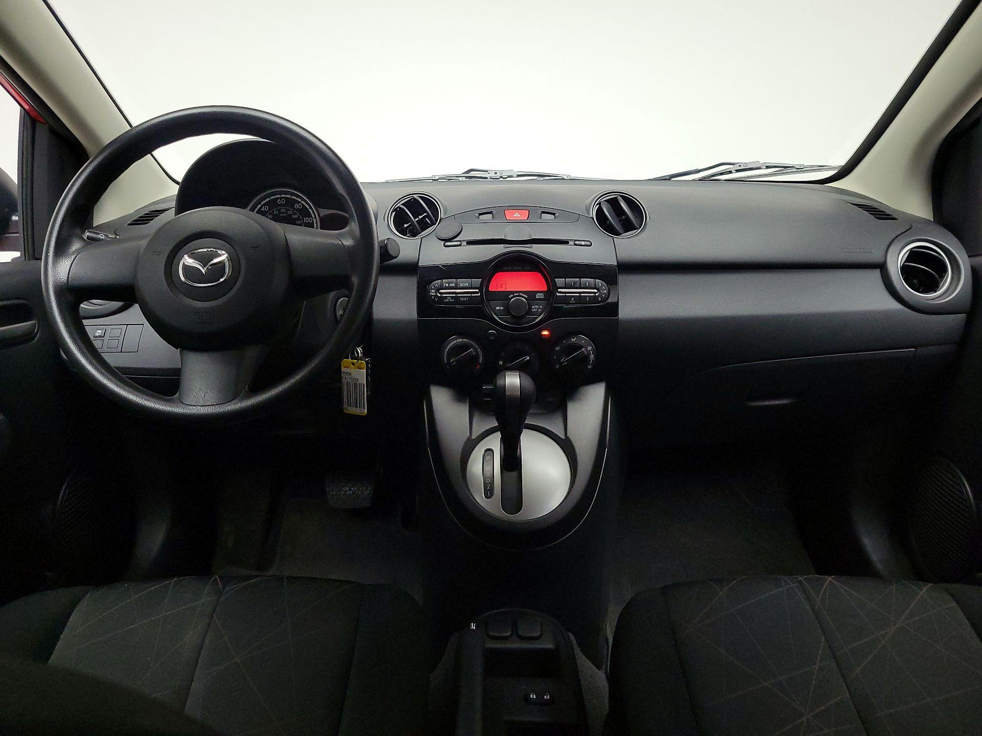 Thumbnail: 2014 Mazda Mazda2 - 9